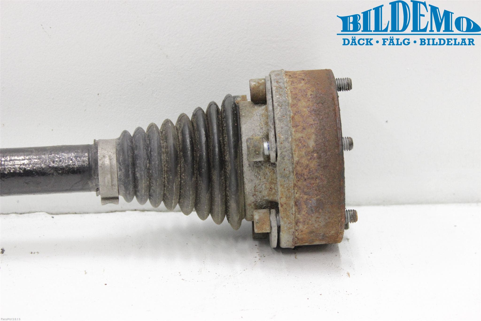 Skoda YETI Drivaxel Bak Vänster