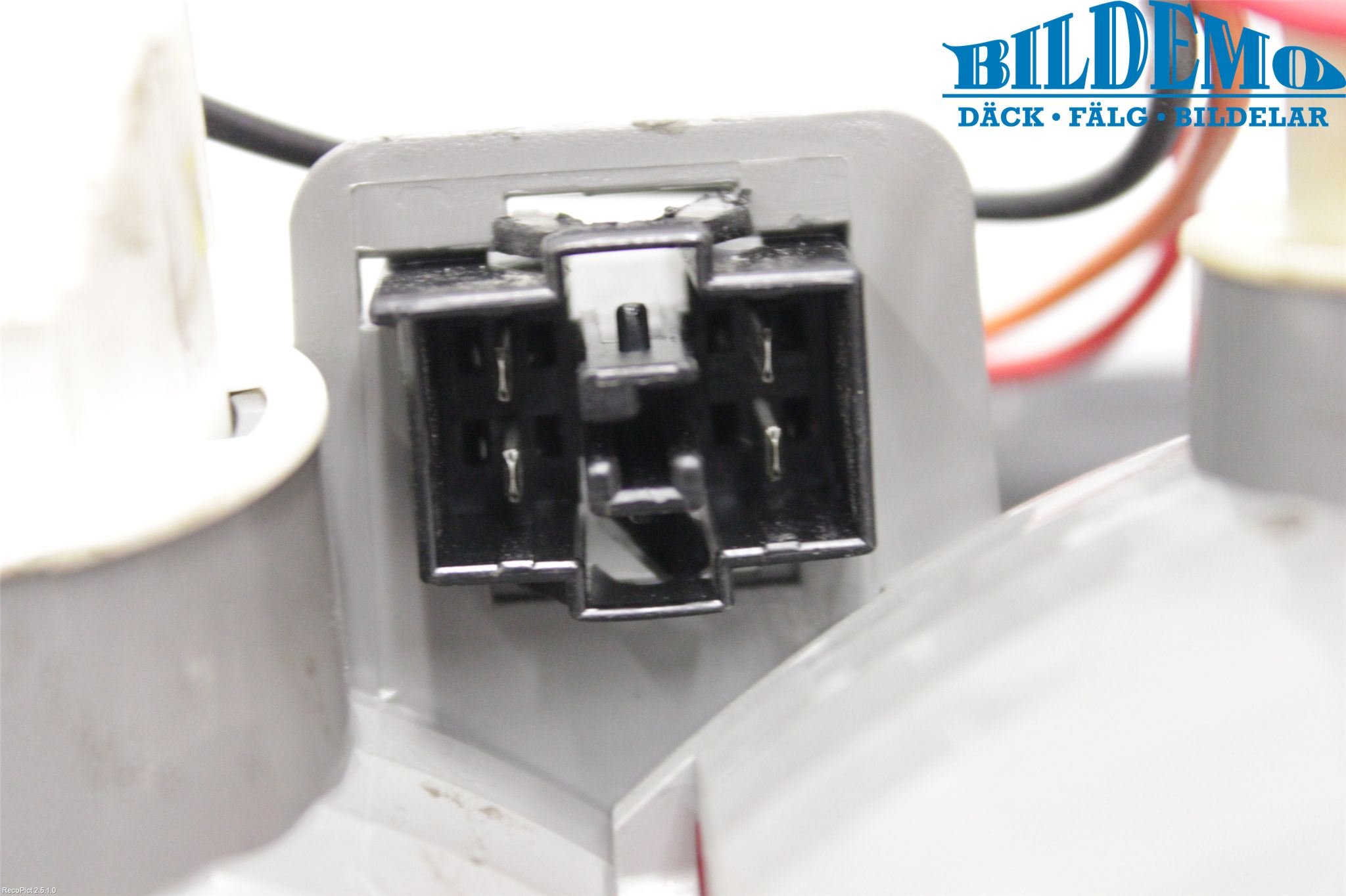 Saab 9-5 -05 Bakljus Lucka Vä