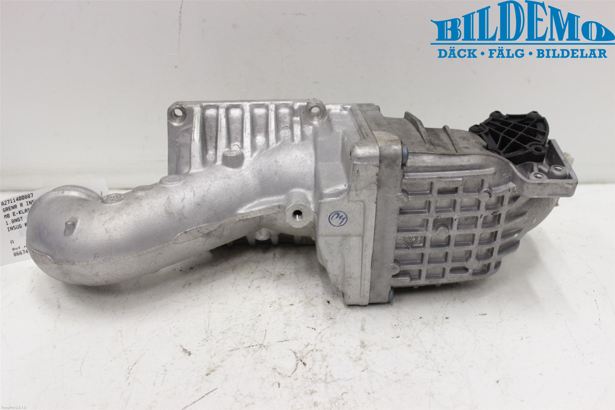 Mercedes-Benz MB E-KLASS (W212) 09-16 Grenrör Insug