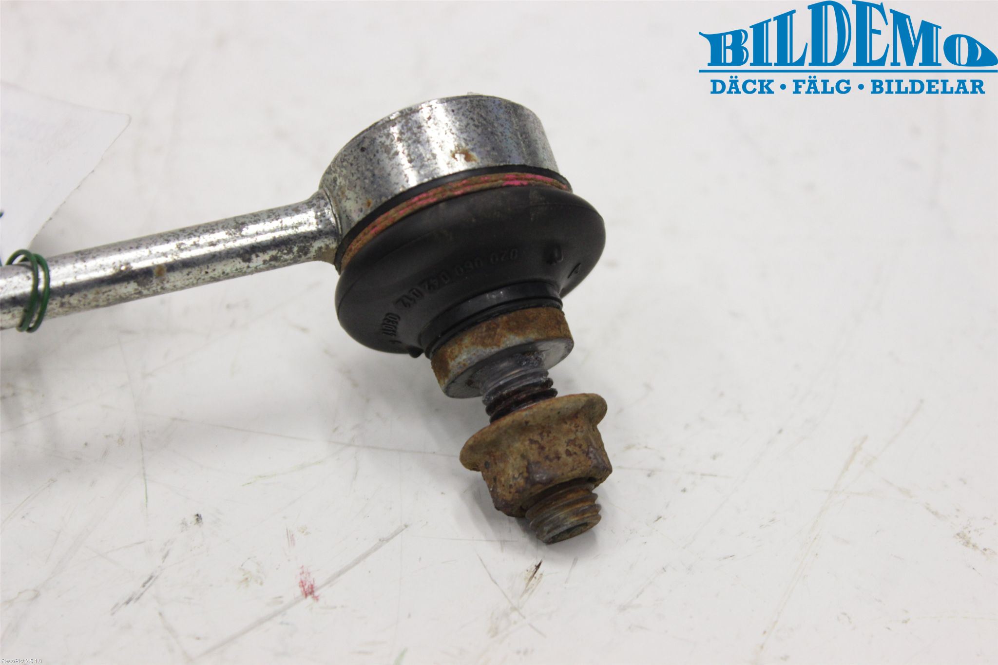 Ford TOURNEO CONNECT 03-08 Momentstag Fram