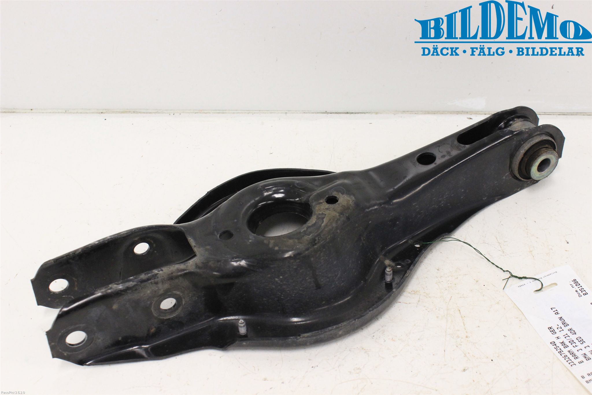 BMW 3 F30/F31/F80 12-19 Bärarm Bak Höger