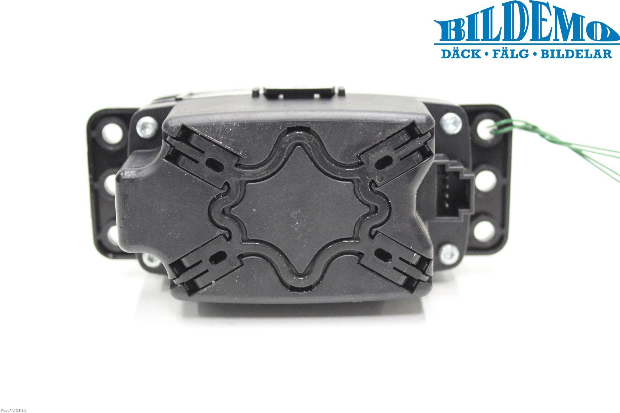 Mercedes-Benz MB B-KLASS (W246/W242) 12-19 Strömställare Multifunktion