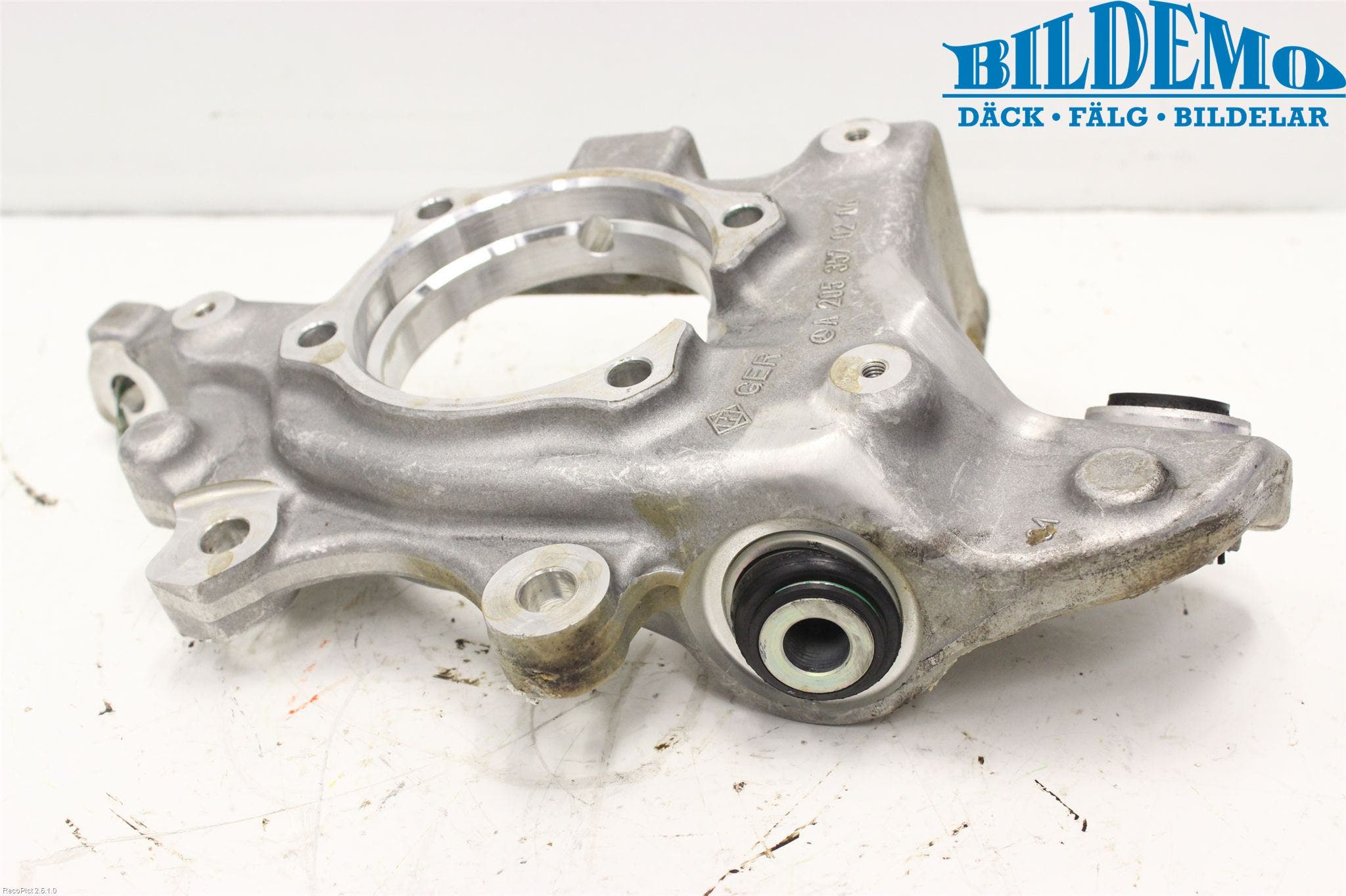 Mercedes-Benz MB C-KLASS (W205) 14-21 Hjullagerhus-Spindel Hö B