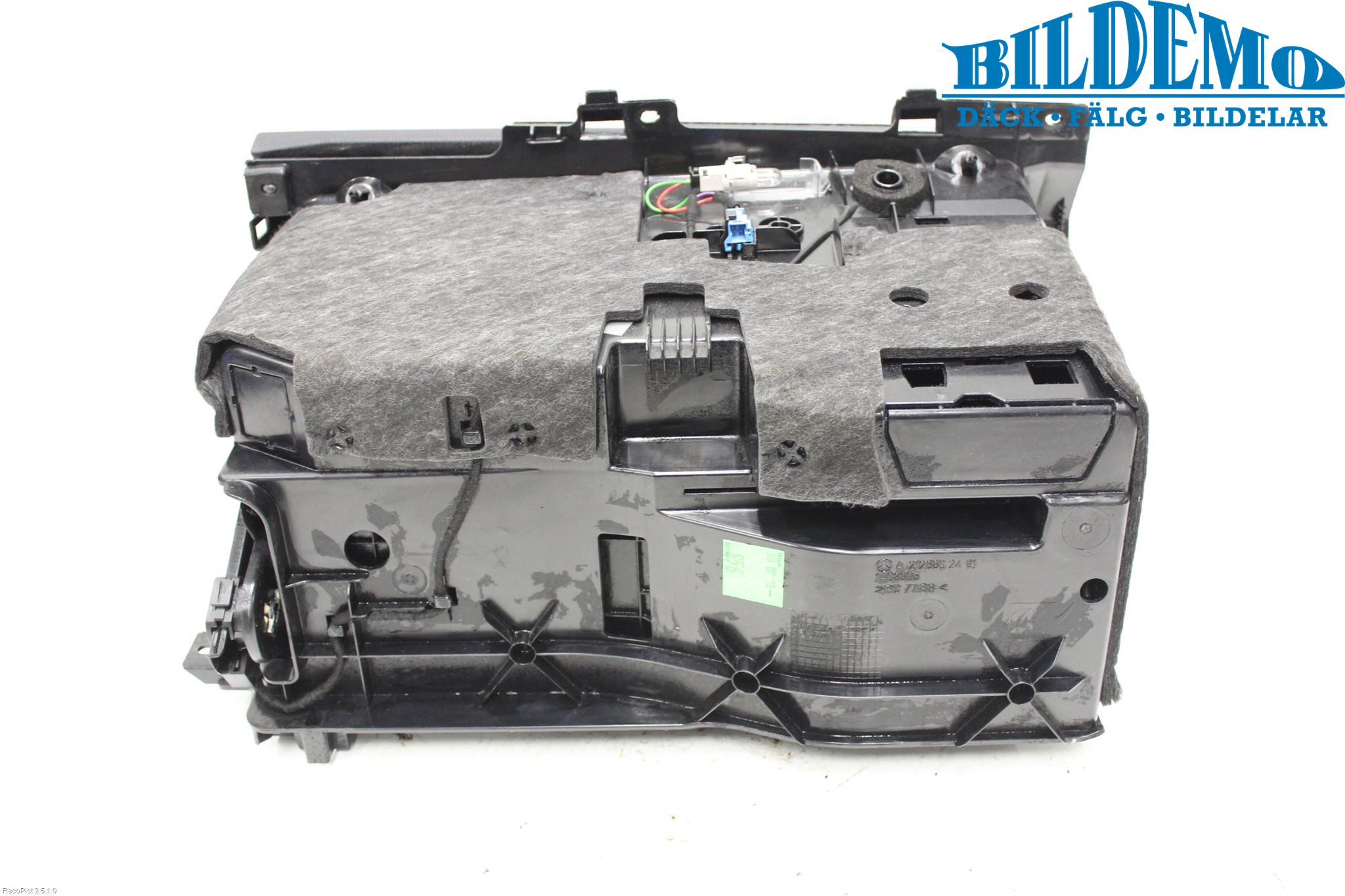 Mercedes-Benz MB E-KLASS (W212) 09-16 Handskfack