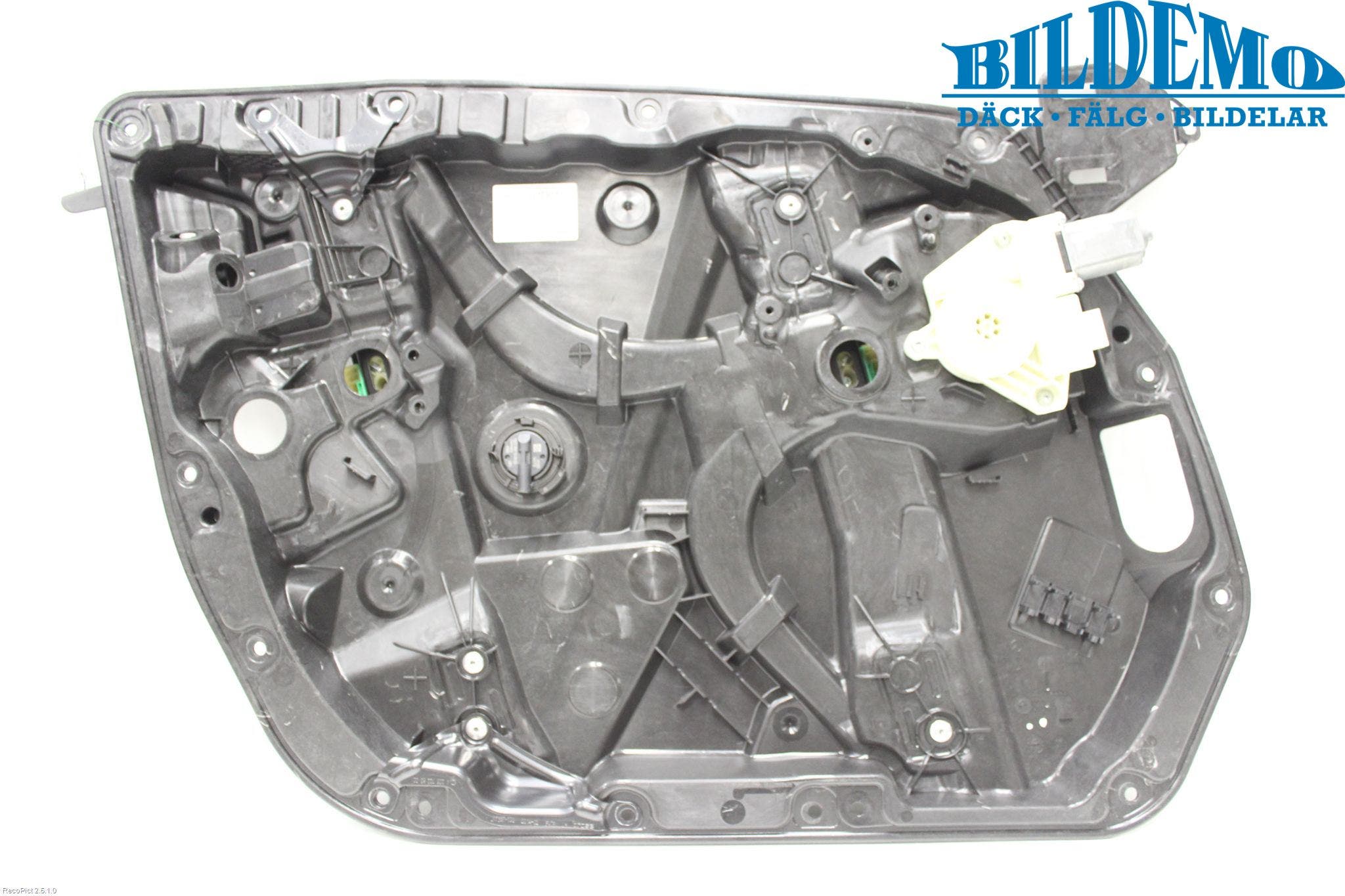 Mercedes-Benz MB C-KLASS (W205) 14-21 Fönsterhiss El Kompl