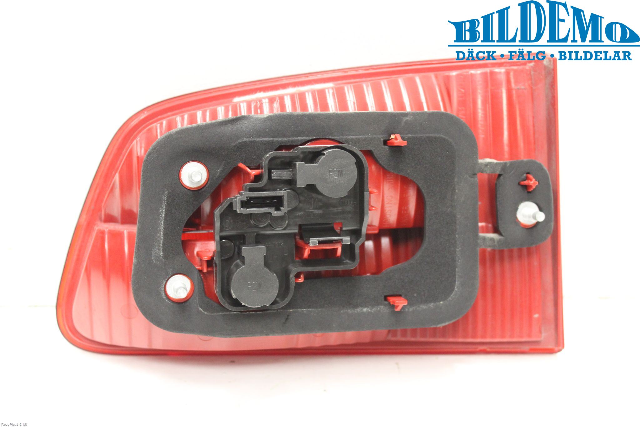 Saab 9-5     06-10 Bakljus Lucka Vä