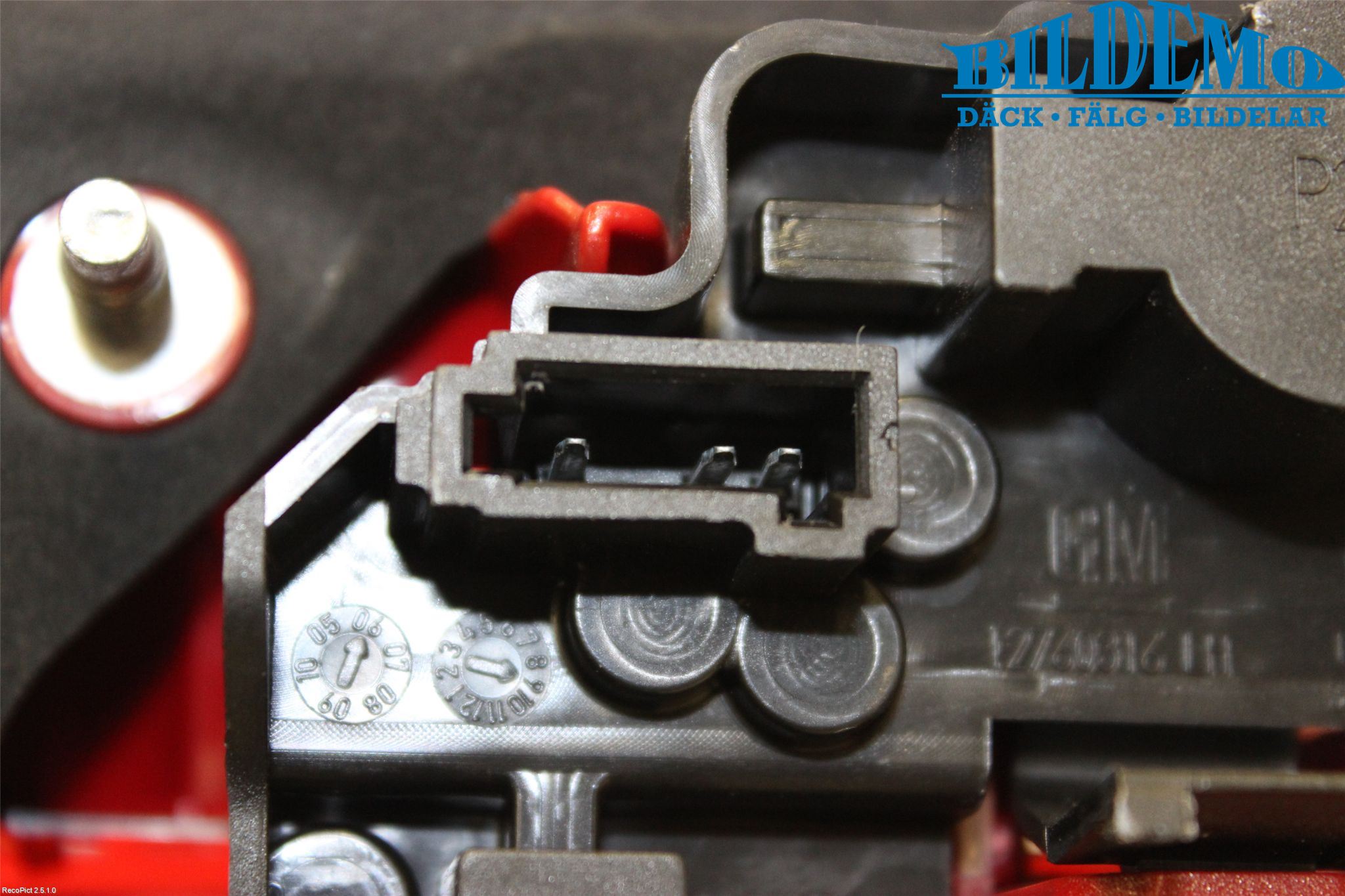 Saab 9-5     06-10 Bakljus Lucka Vä