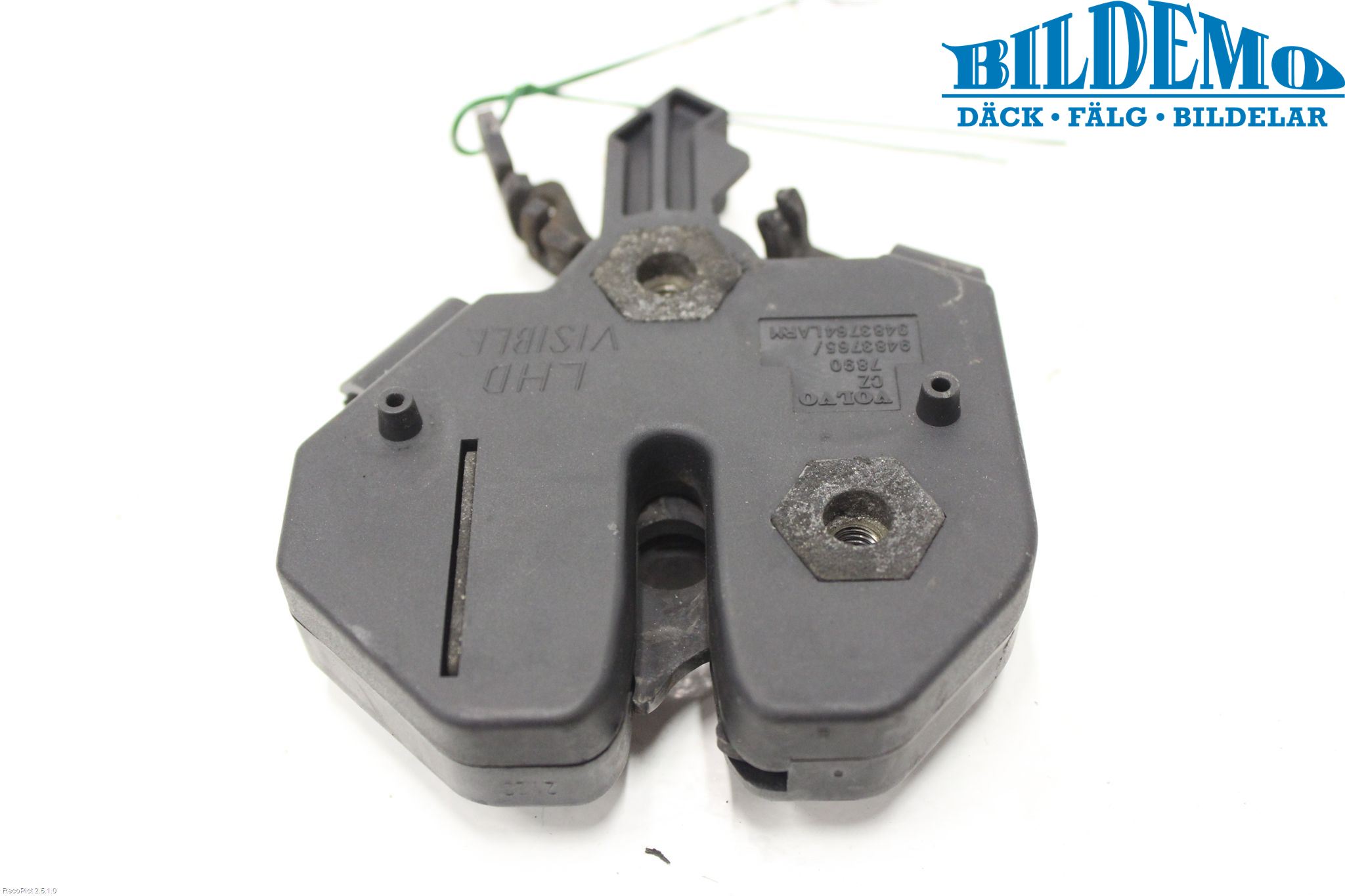 Volvo V70 00-04 Huvlås