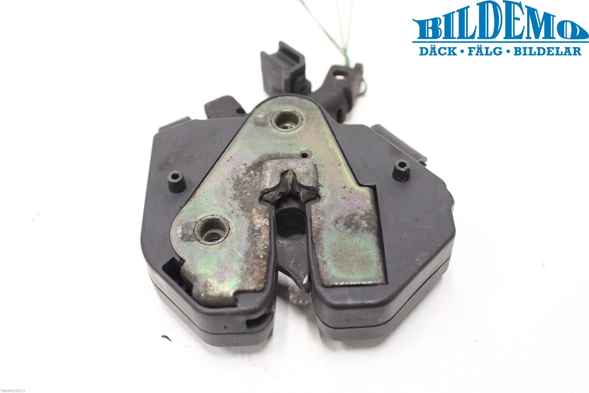 Volvo V70 00-04 Huvlås