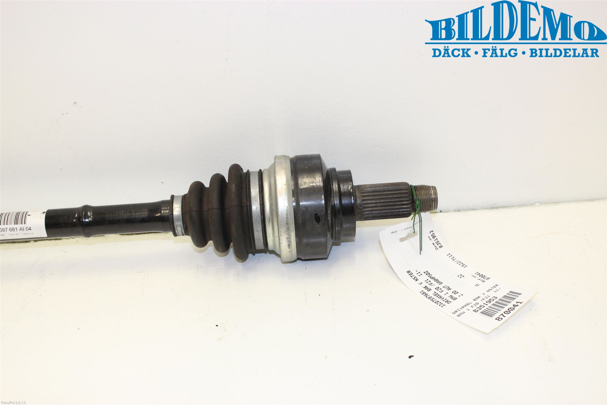 BMW 1 F20/F21 11-19 Drivaxel Bak Vänster
