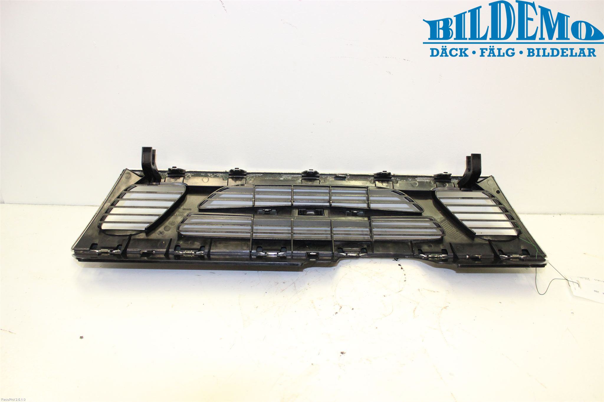 Saab 9-5 -05 Grill Komp