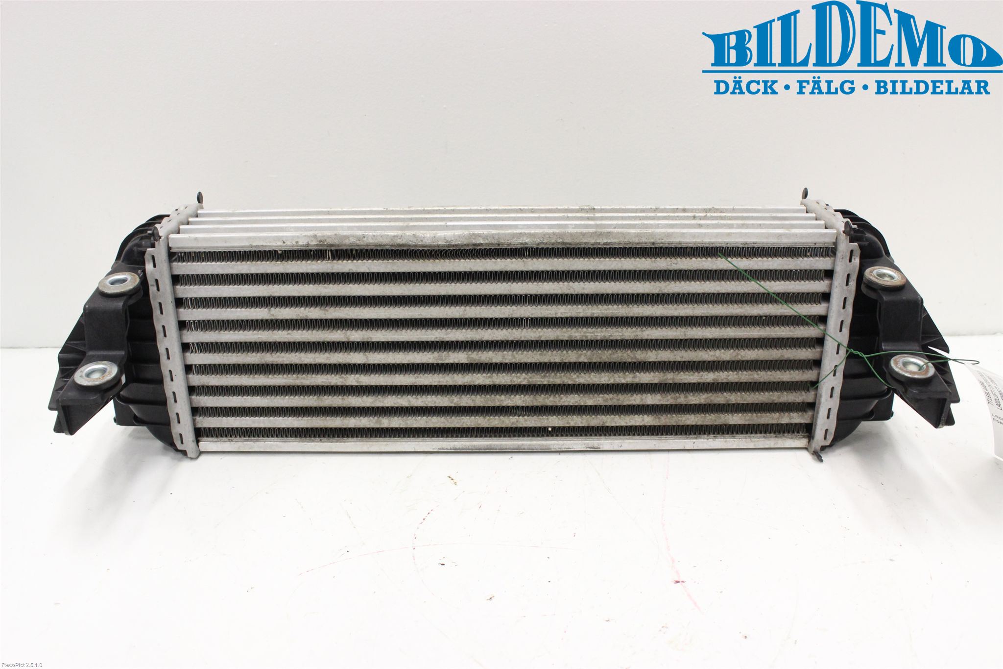 Ford TRANSIT CONNECT 03-08 Laddluft-Intercooler Kyl