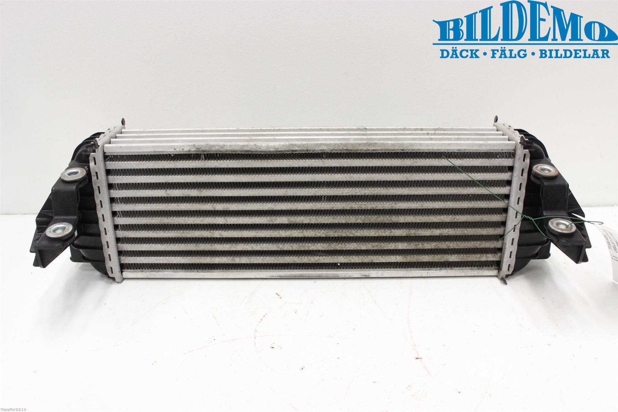 Ford TRANSIT CONNECT 03-08 Laddluft-Intercooler Kyl