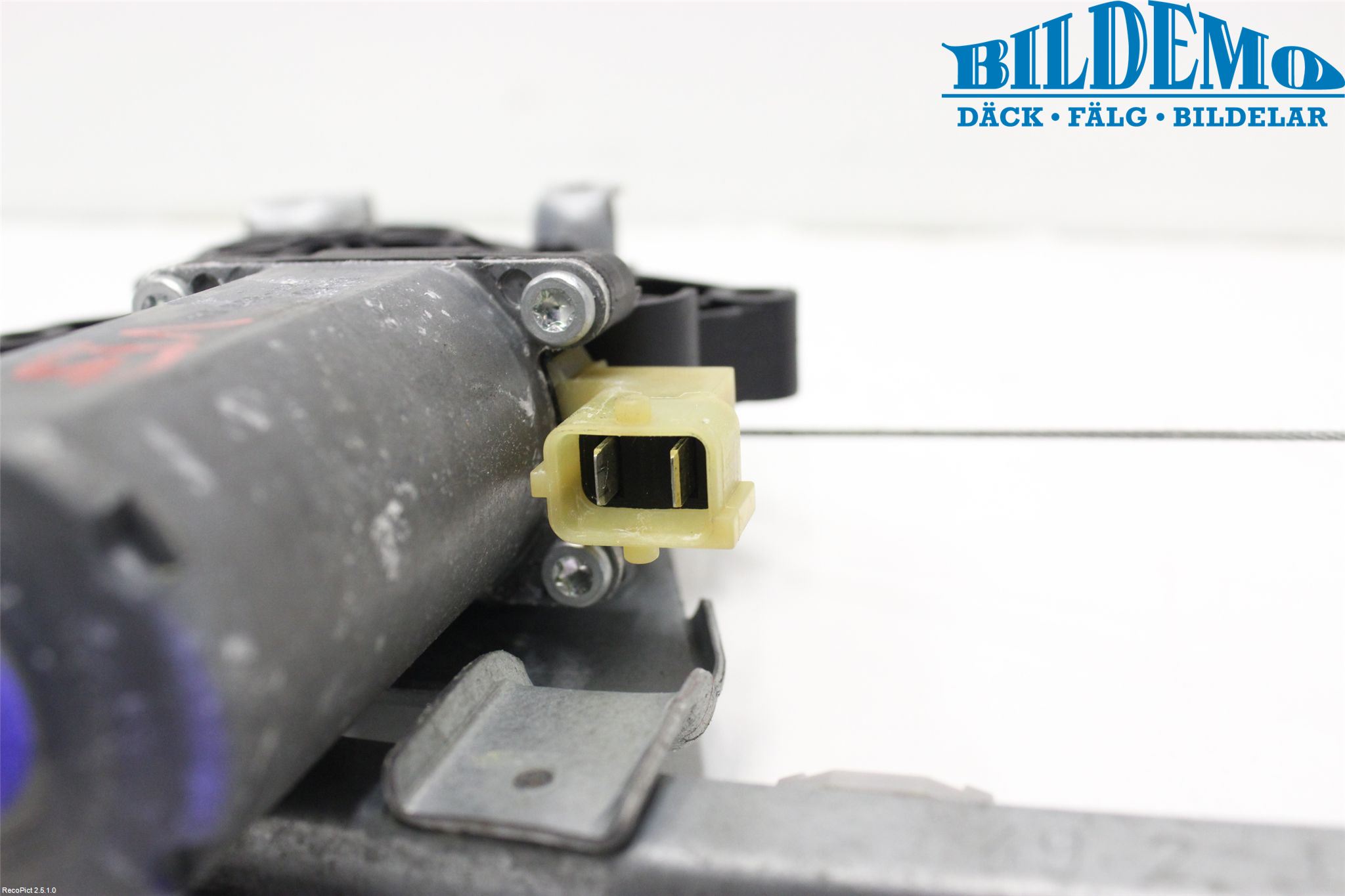 Saab 9-5     06-10 Fönsterhiss El Kompl