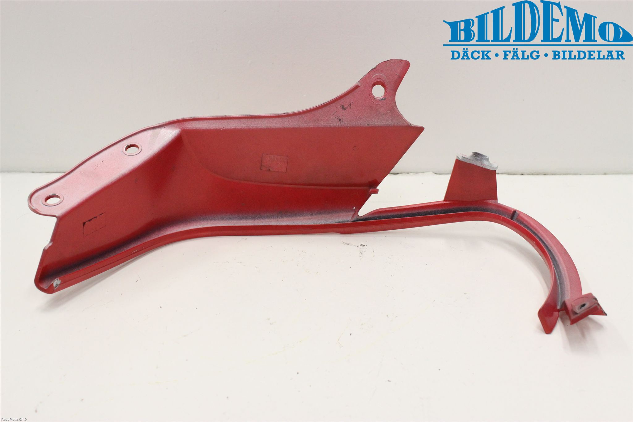 BMW Z4 E86/85Cou/CAB 02-08 Bakljussarg