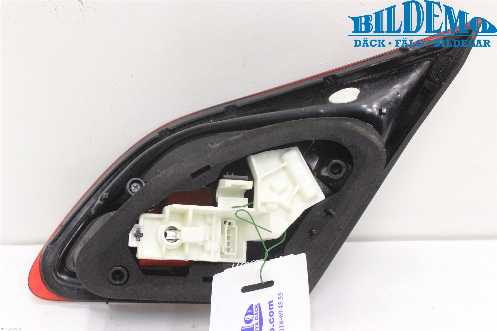 Opel ASTRA J 10-15 Bakljus Lucka Vä