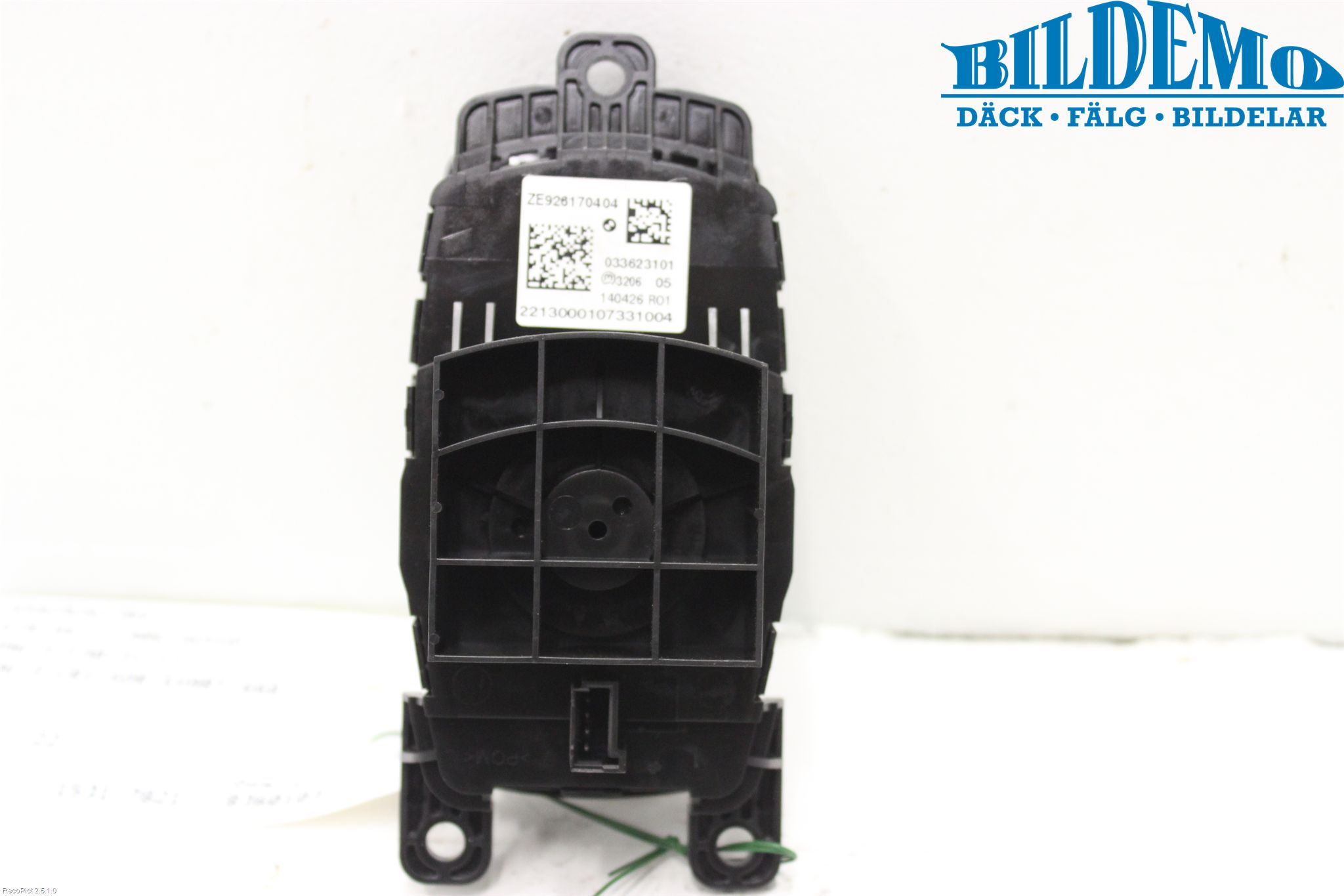 BMW 3 F30/F31/F80 12-19 Strömställare Huvud