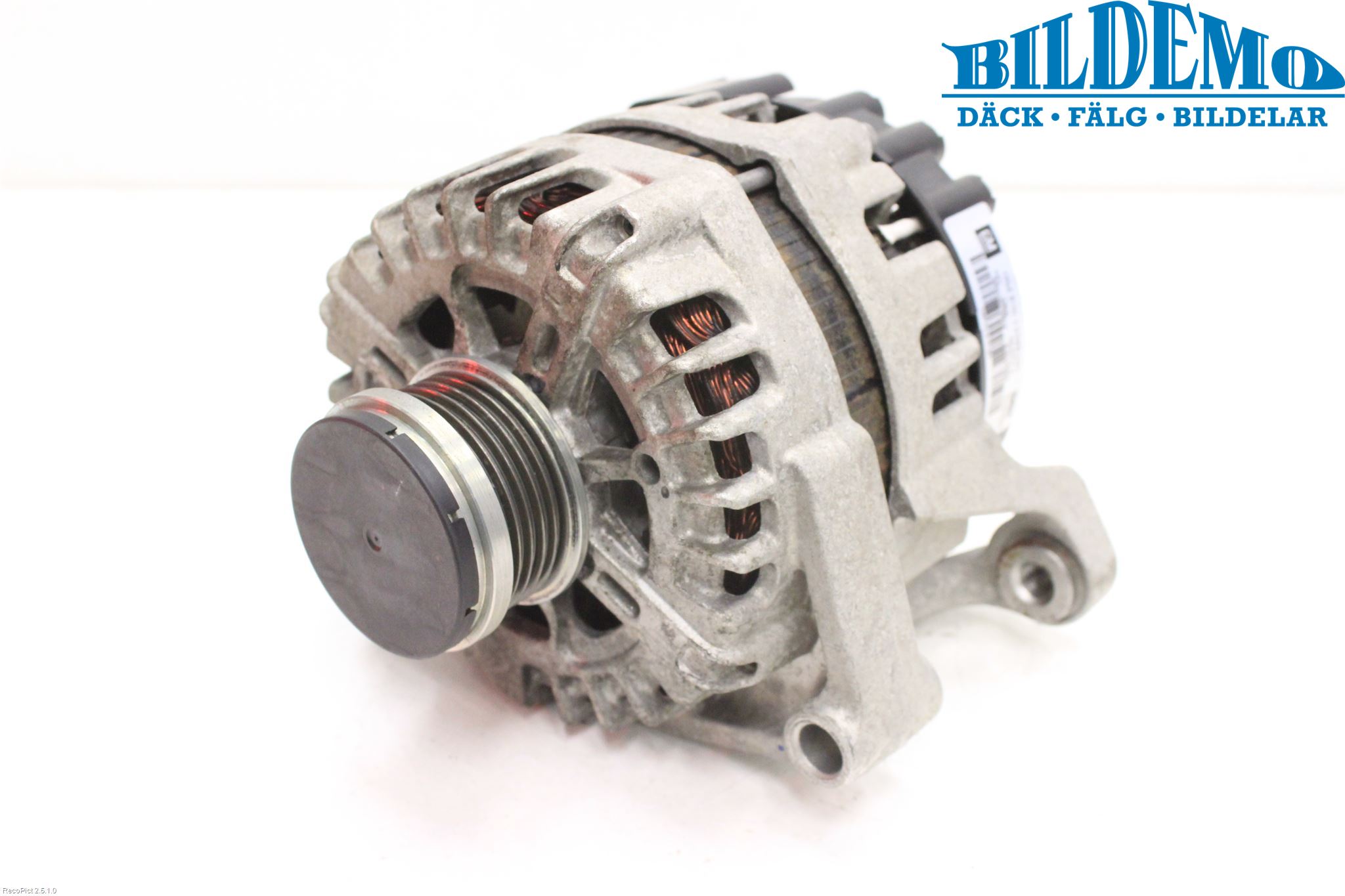 Opel ASTRA J 10-15 Generator