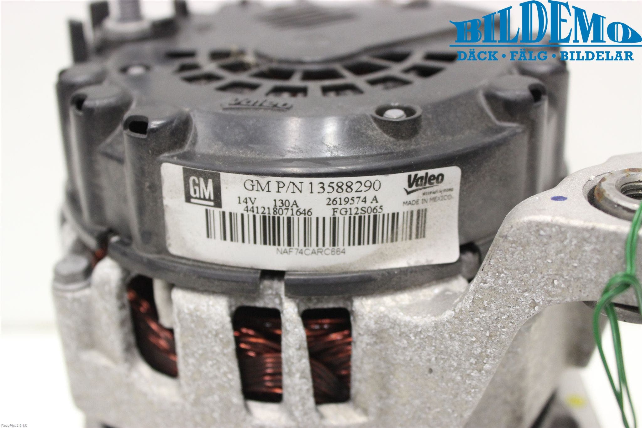 Opel ASTRA J 10-15 Generator