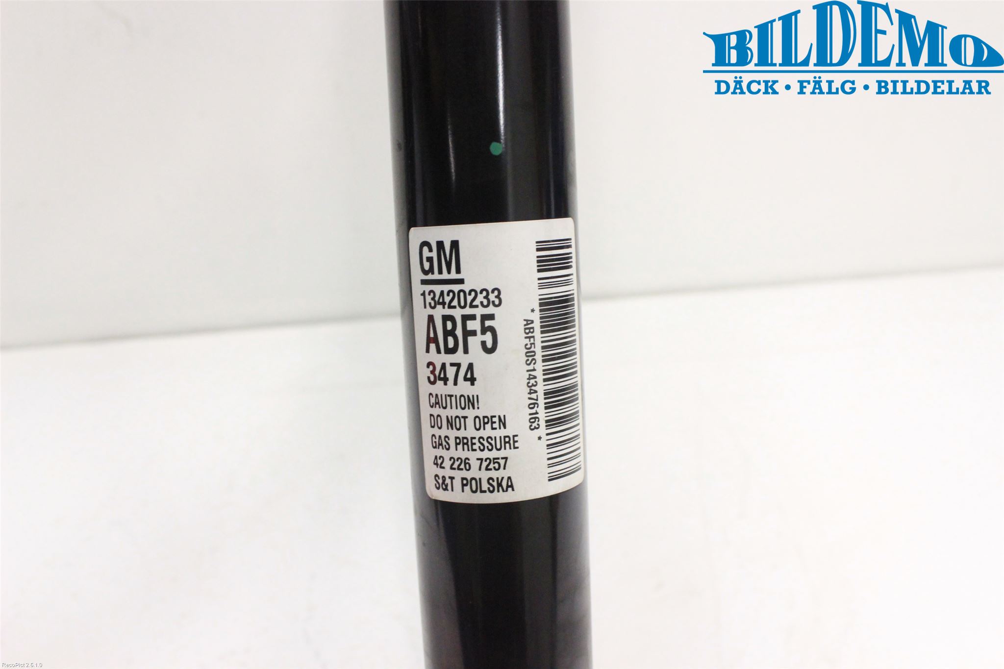 Opel ASTRA J 10-15 Stötdämpare Bak