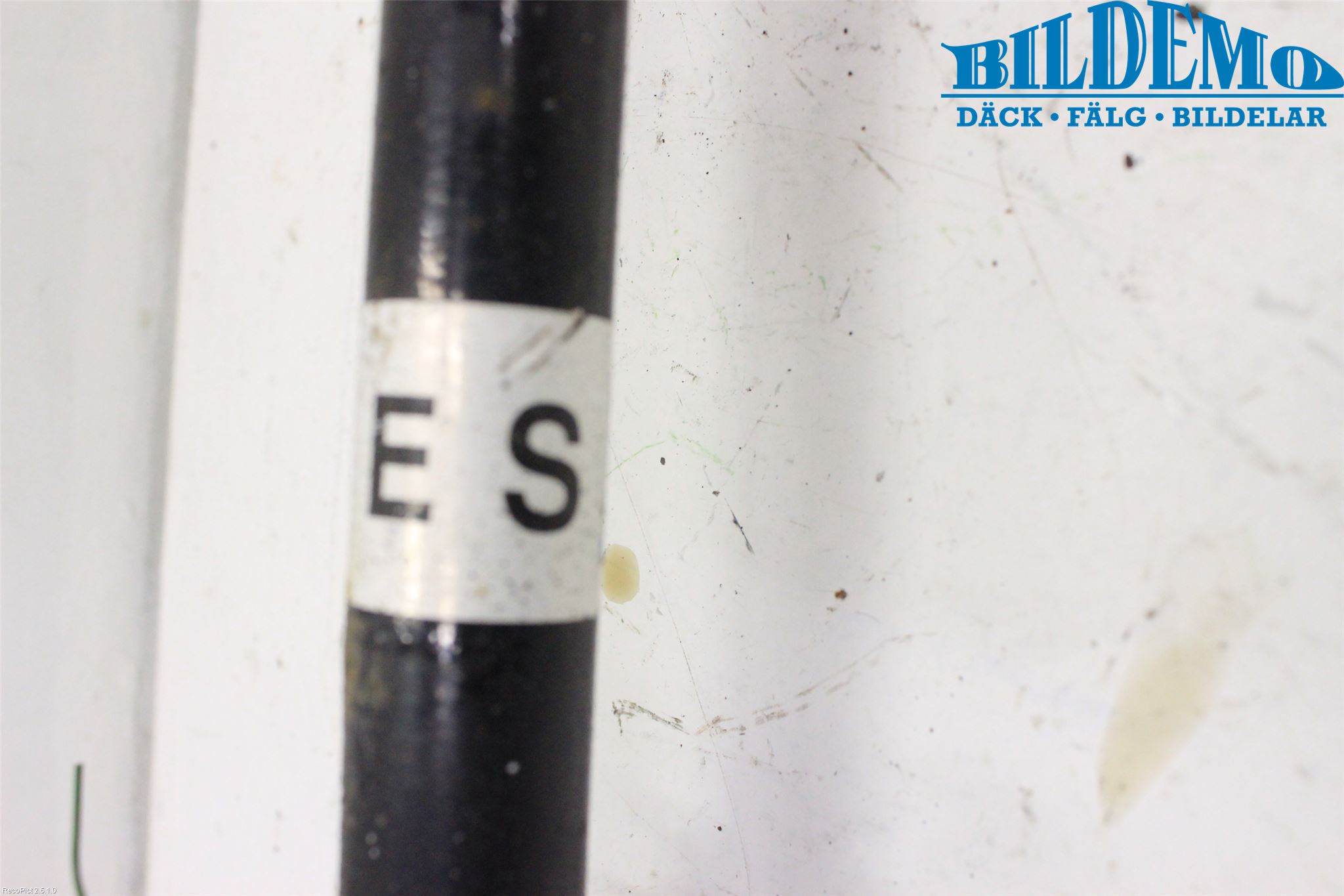 Opel CORSA D 07-14 Drivaxel Fram Vänster