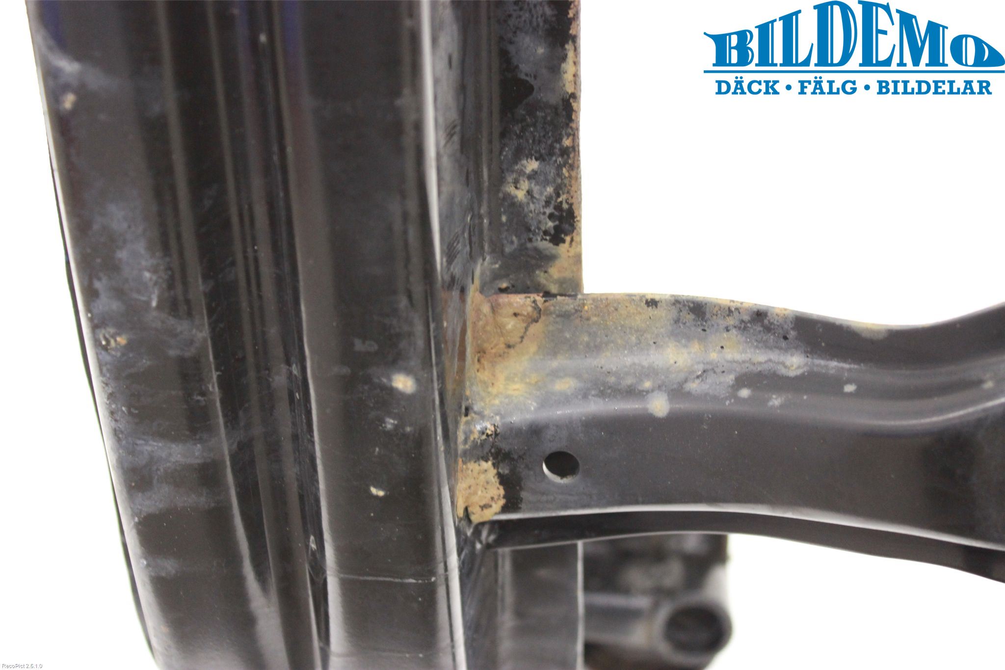 Volkswagen VW PASSAT 05-11 Stötfångarbalk Fram