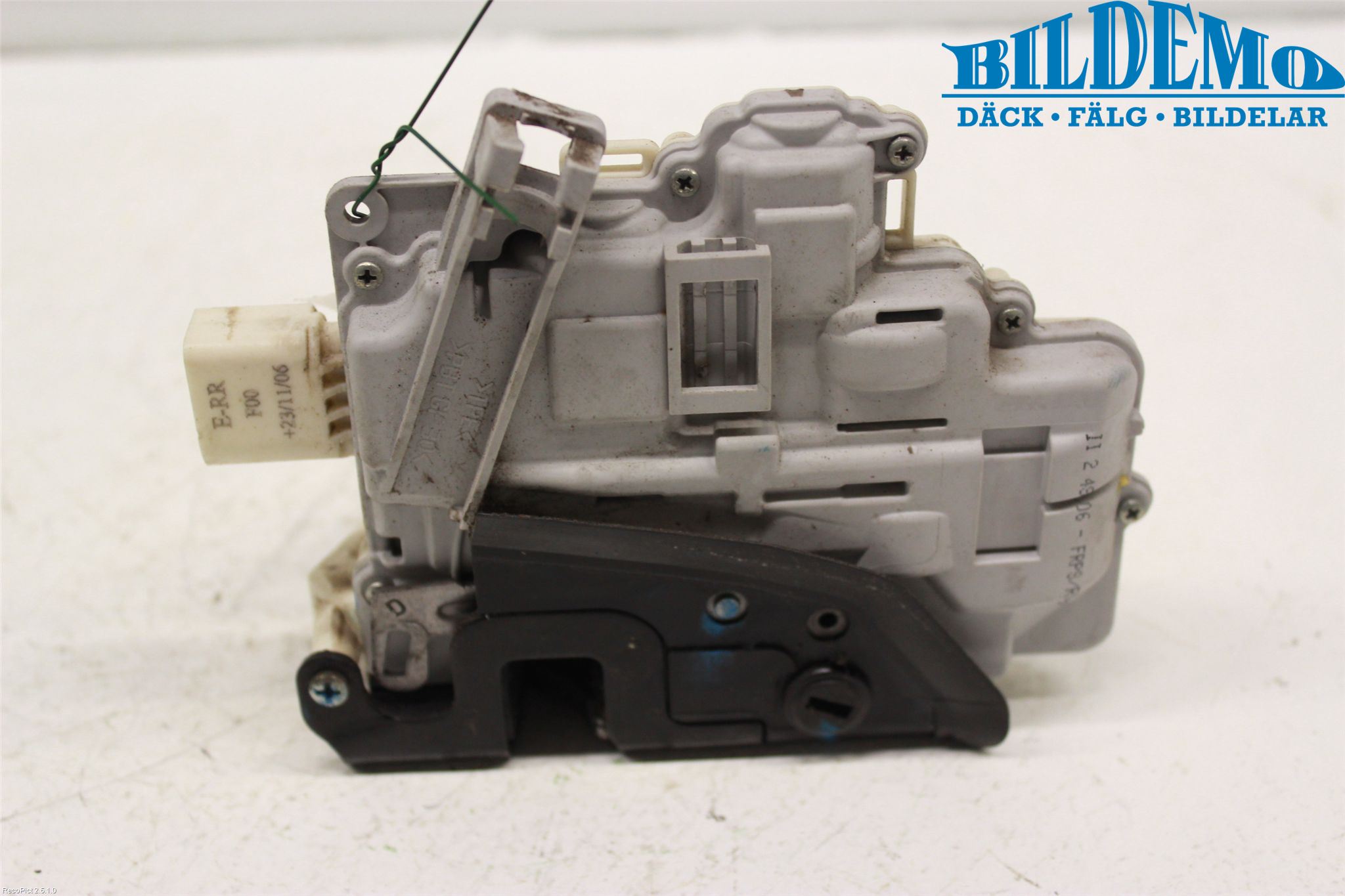 Audi A4/S4 05-07 Låskista-Dörrlås