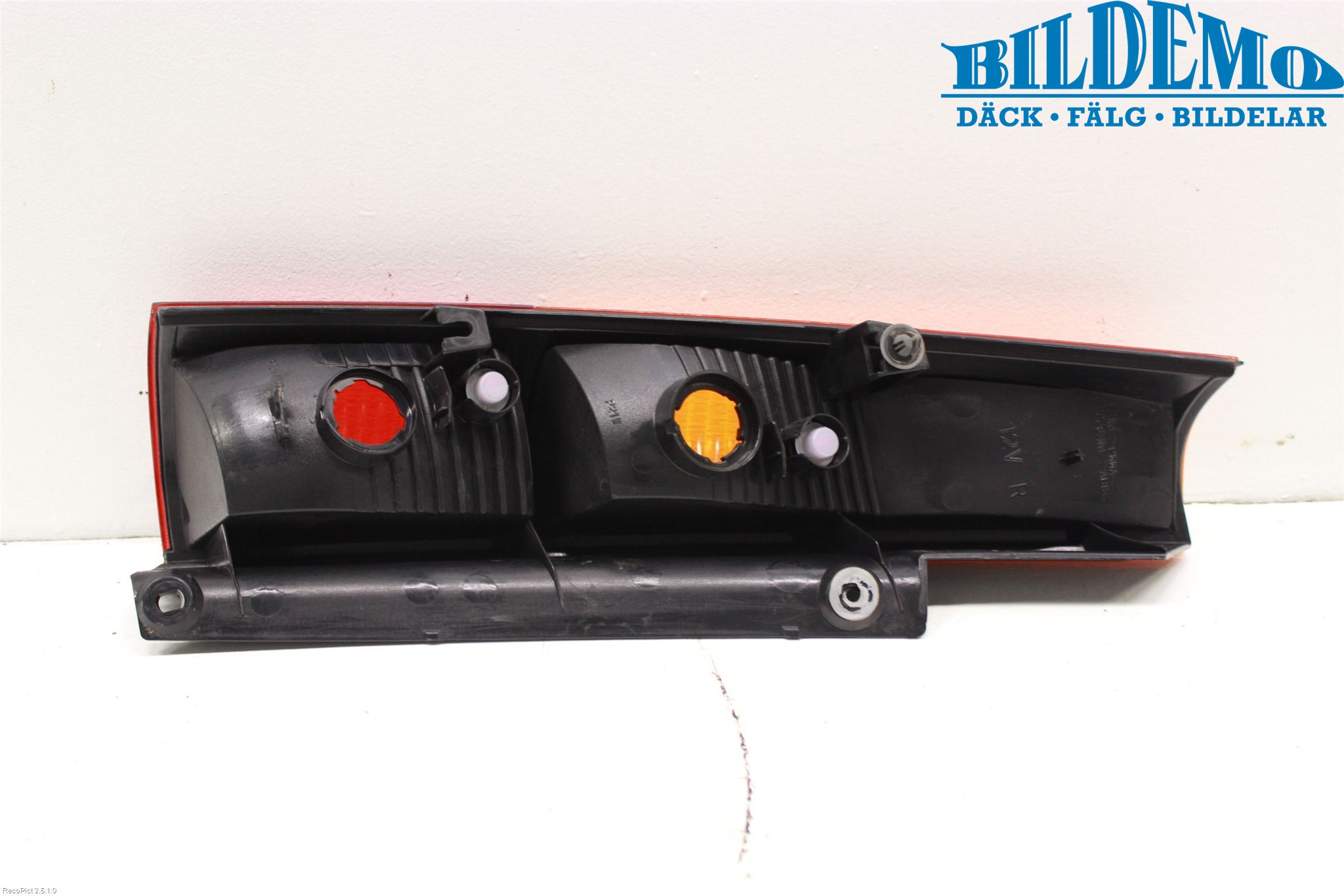 Suzuki IGNIS 01-20 Bakljus Höger