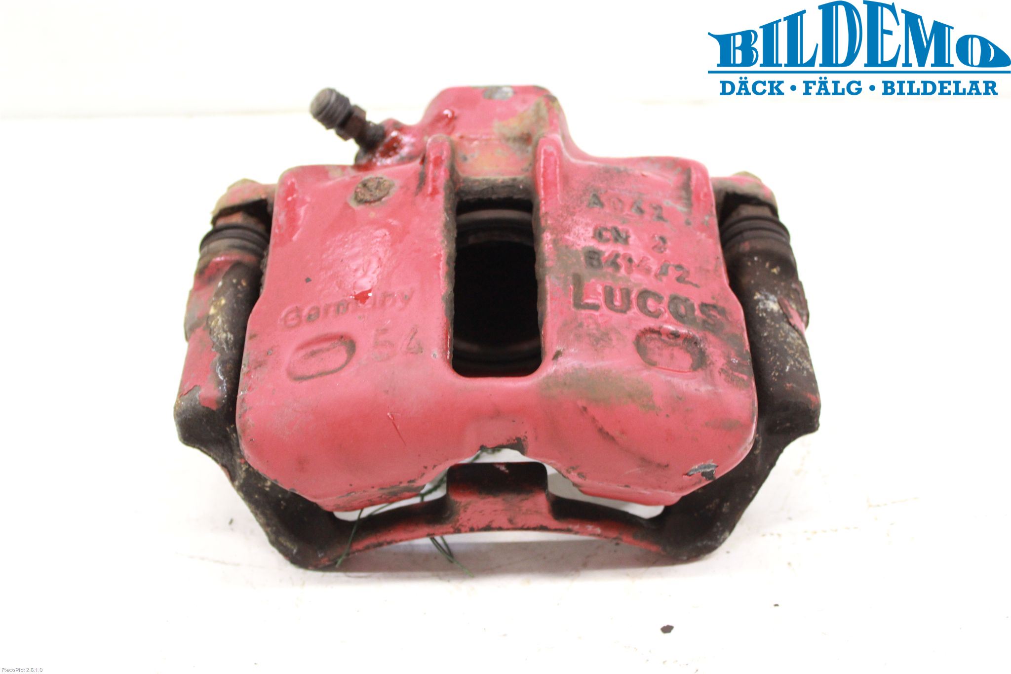 Volkswagen VW POLO 95-01 Bromsok Fram Höger