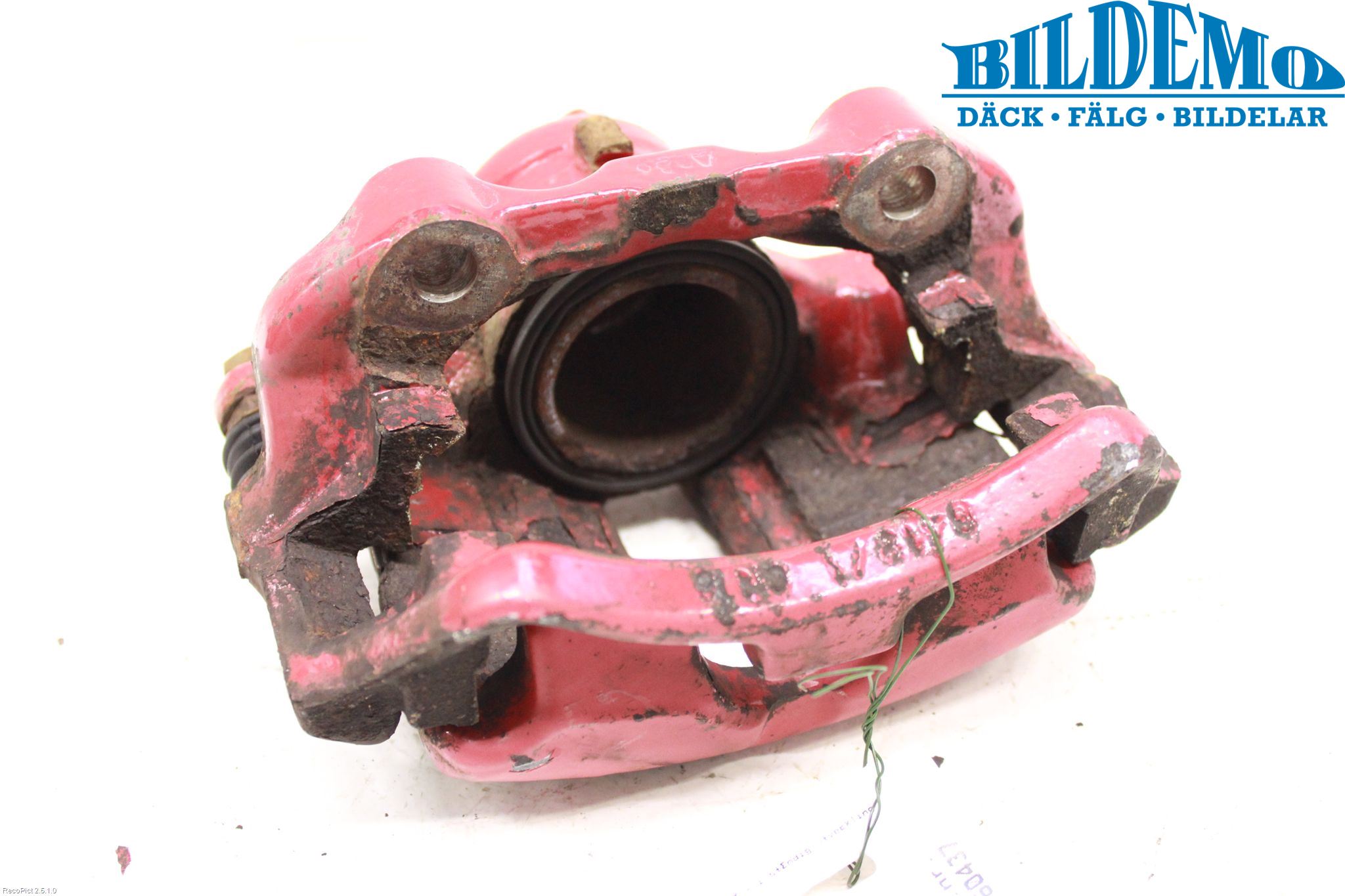 Volkswagen VW POLO 95-01 Bromsok Fram Höger