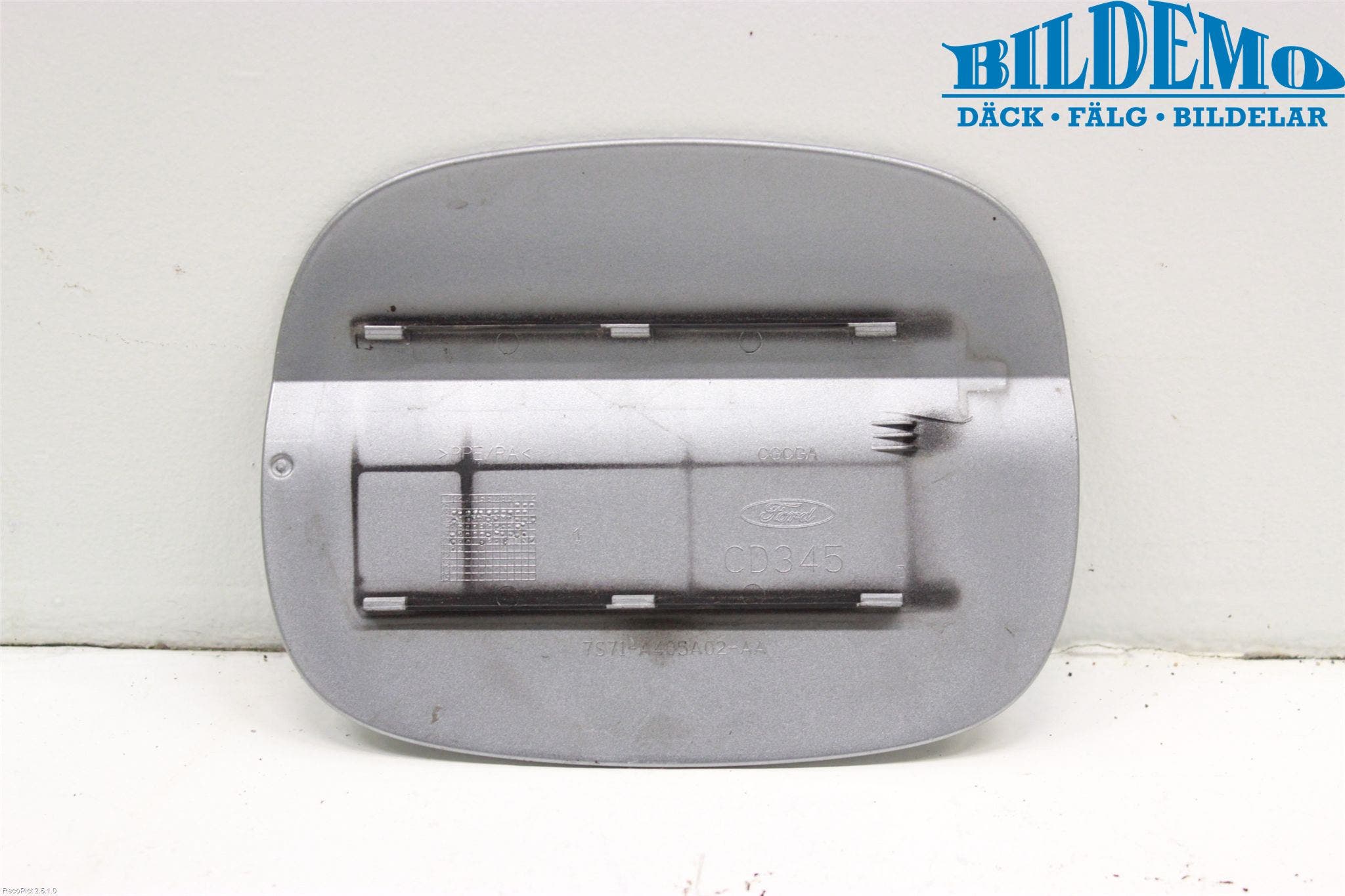 Ford MONDEO 07-15 Tanklucka