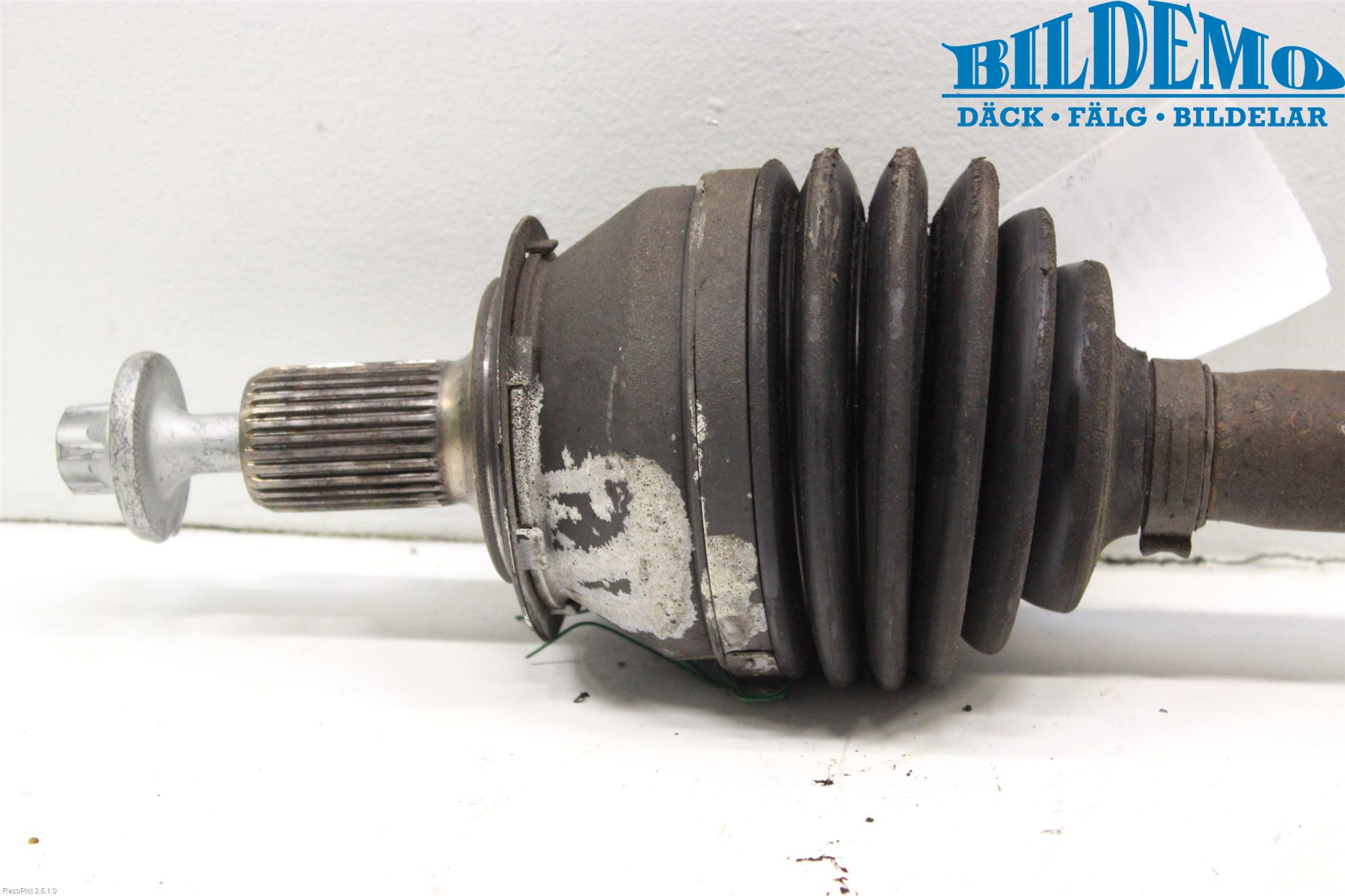 Mercedes-Benz MB CLA-KLASS (C117/X117) 13-19 Drivaxel Fram Höger