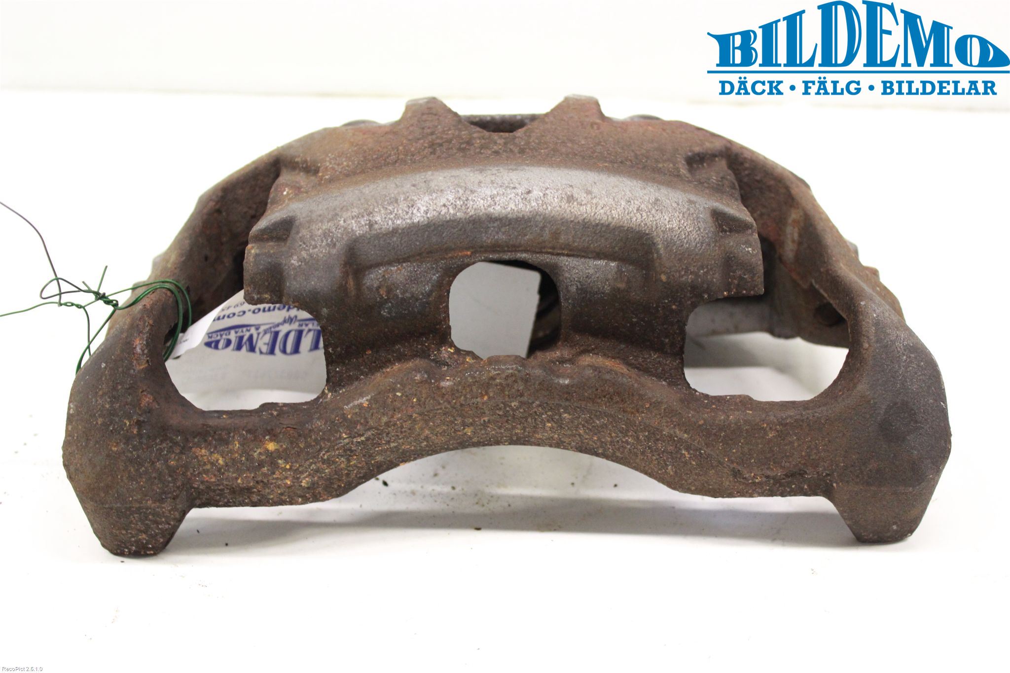 Volvo XC70 08-13 Bromsok Fram Vänster