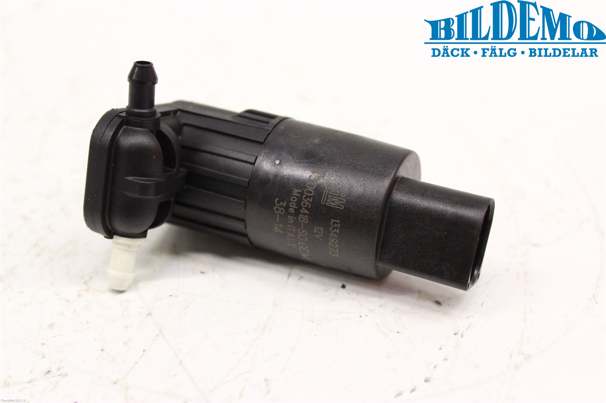 Opel ASTRA J 10-15 Spolarpump Vindruta