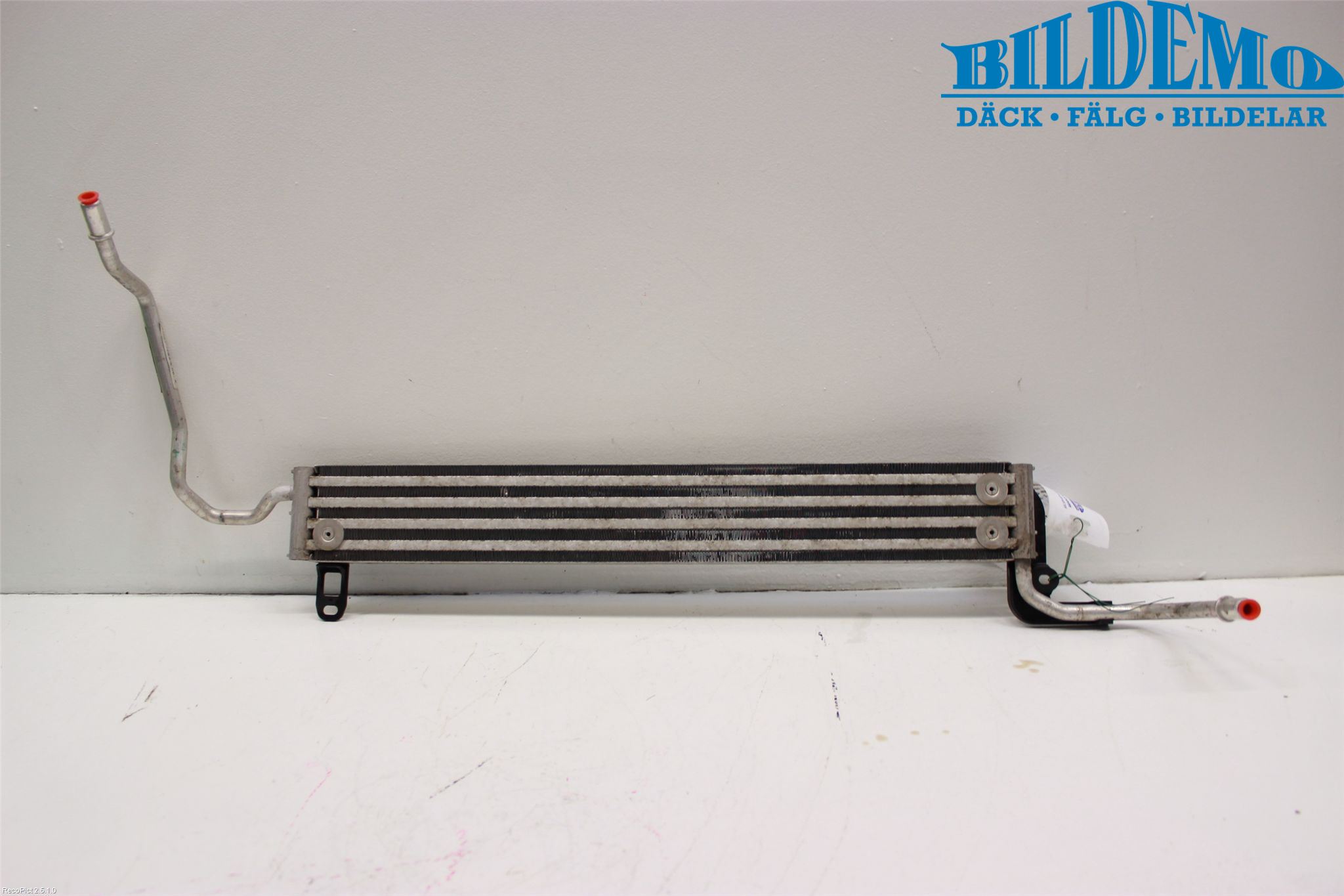 BMW 5 E60/61 Sed/Tou 02-10 Oljekylare Servostyrning