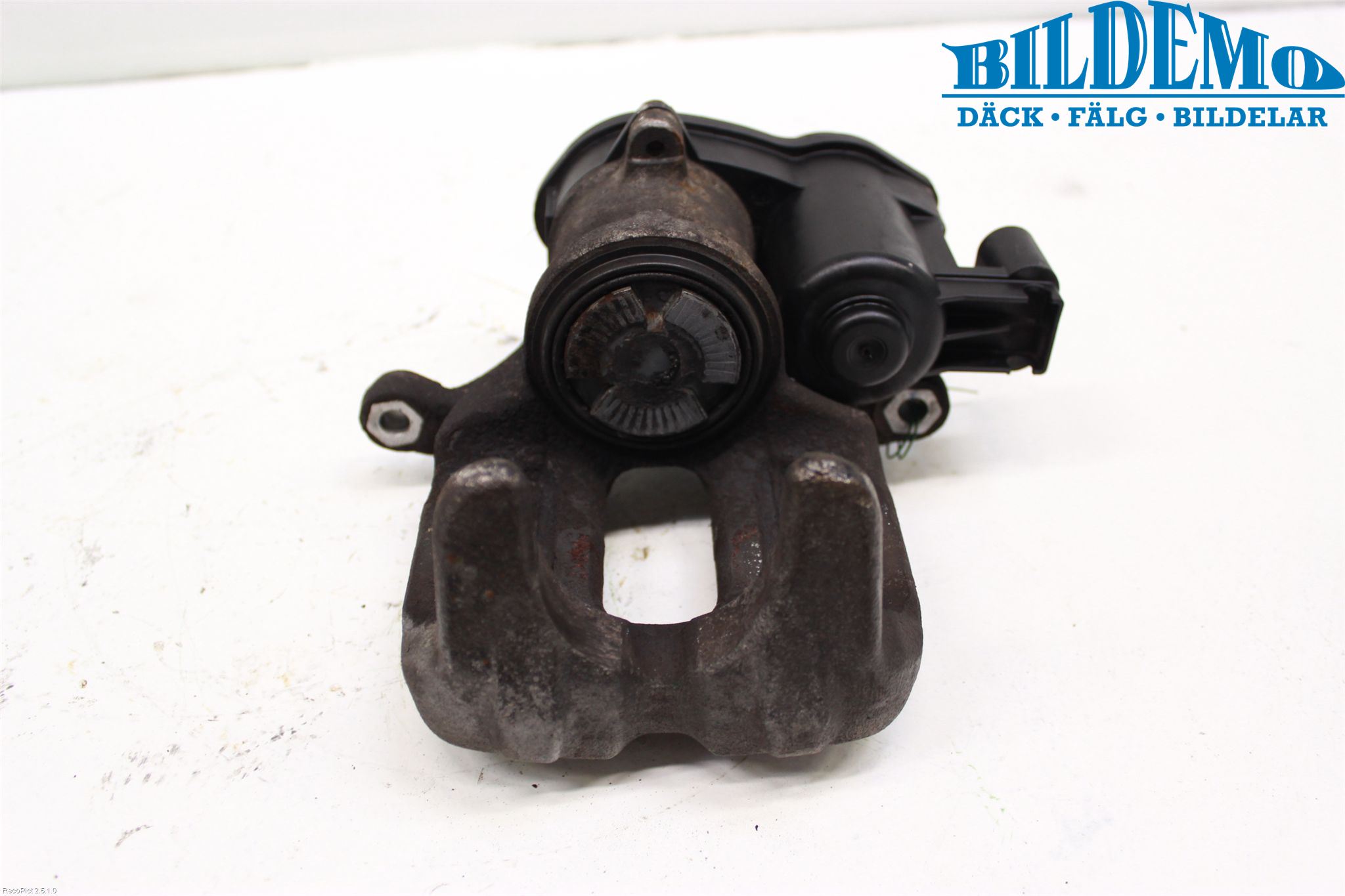 BMW 5 F10/F11/F18 09-17 Bromsok Bak Vänster