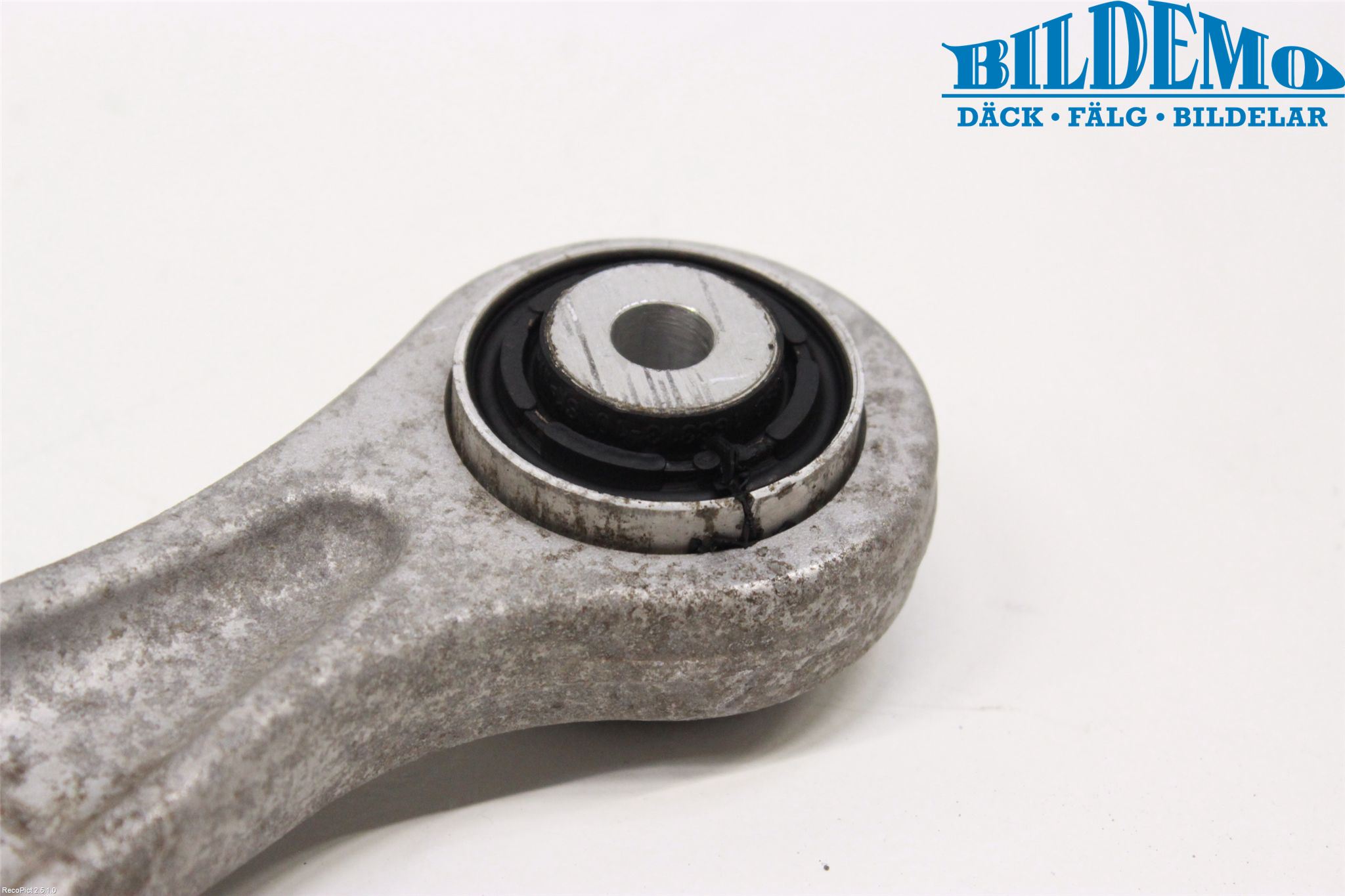 BMW 5 F10/F11/F18 09-17 Bärarm Bak Höger