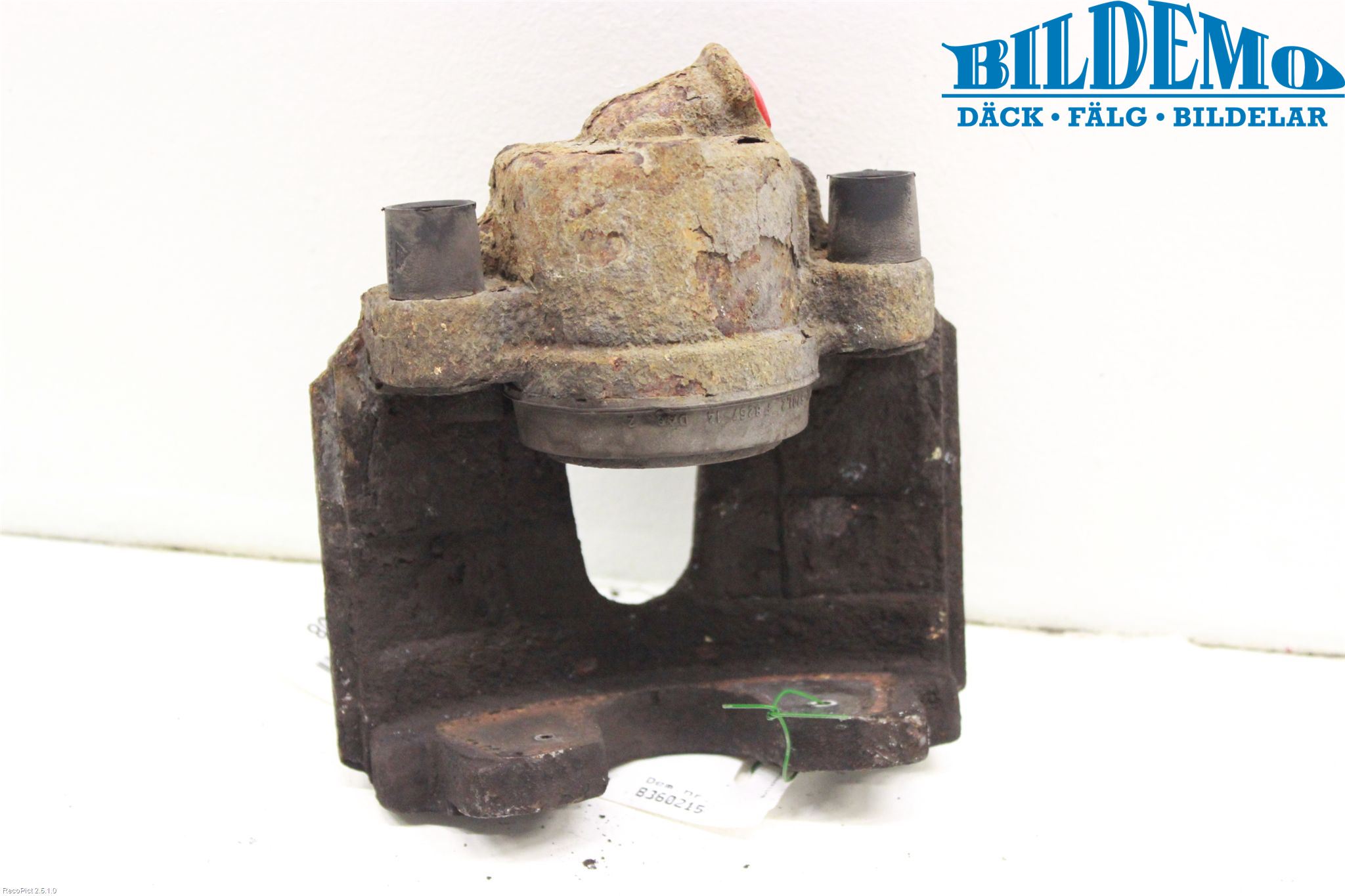 Ford TRANSIT CONNECT 03-08 Bromsok Fram Höger