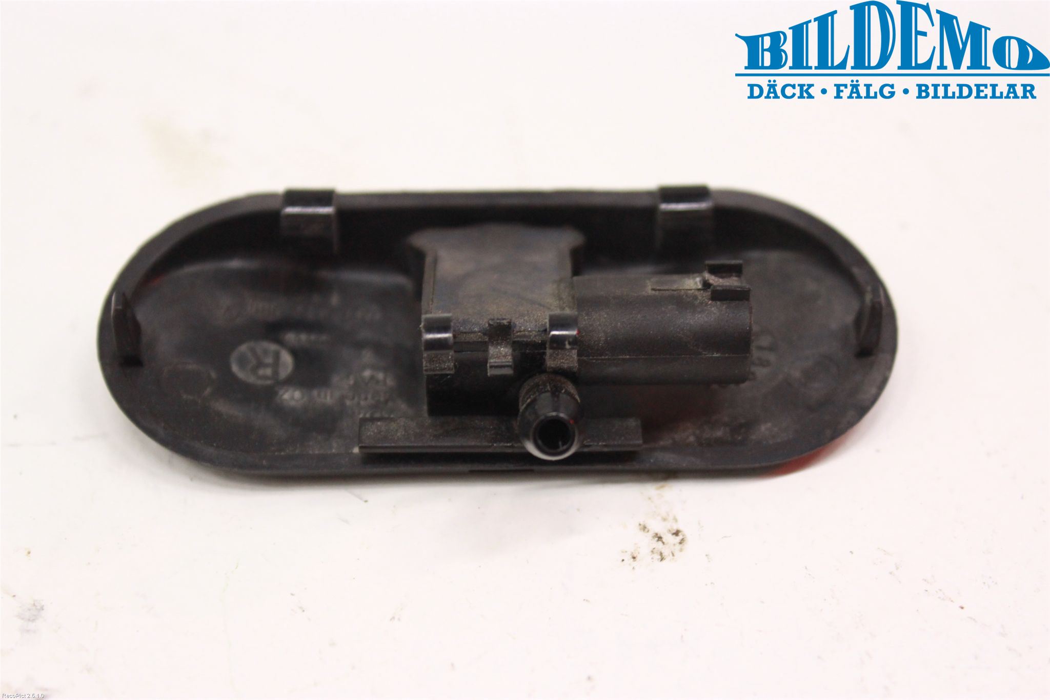 Audi A6/S6     05-11 Spolarmunstycke Rutor