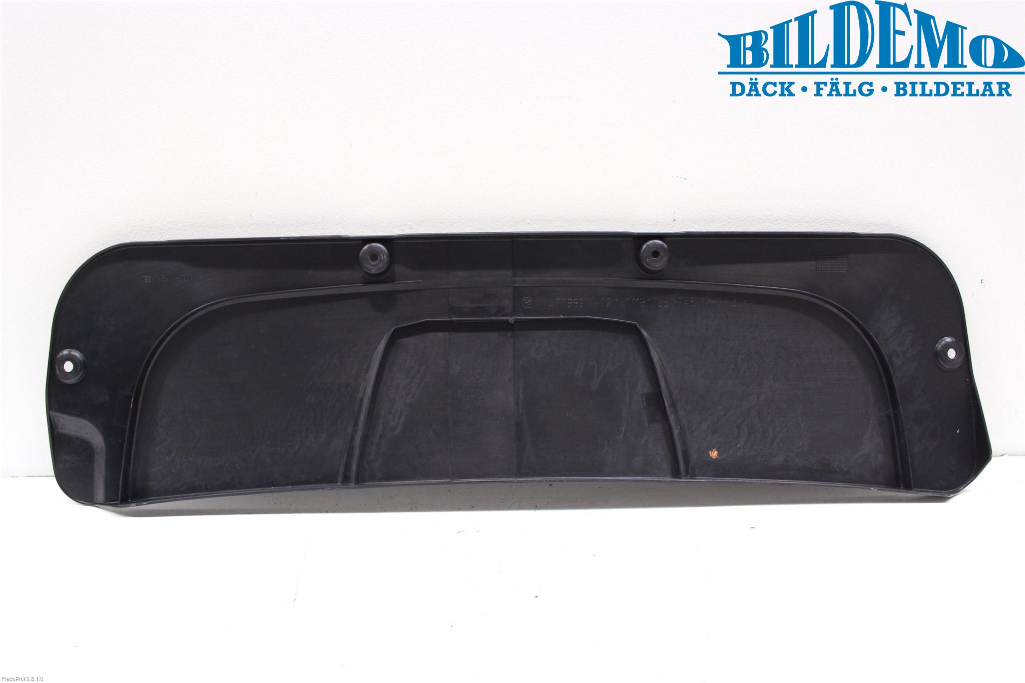 BMW 7 E65/66    00-08 Kylarfäste-Ram-Balk