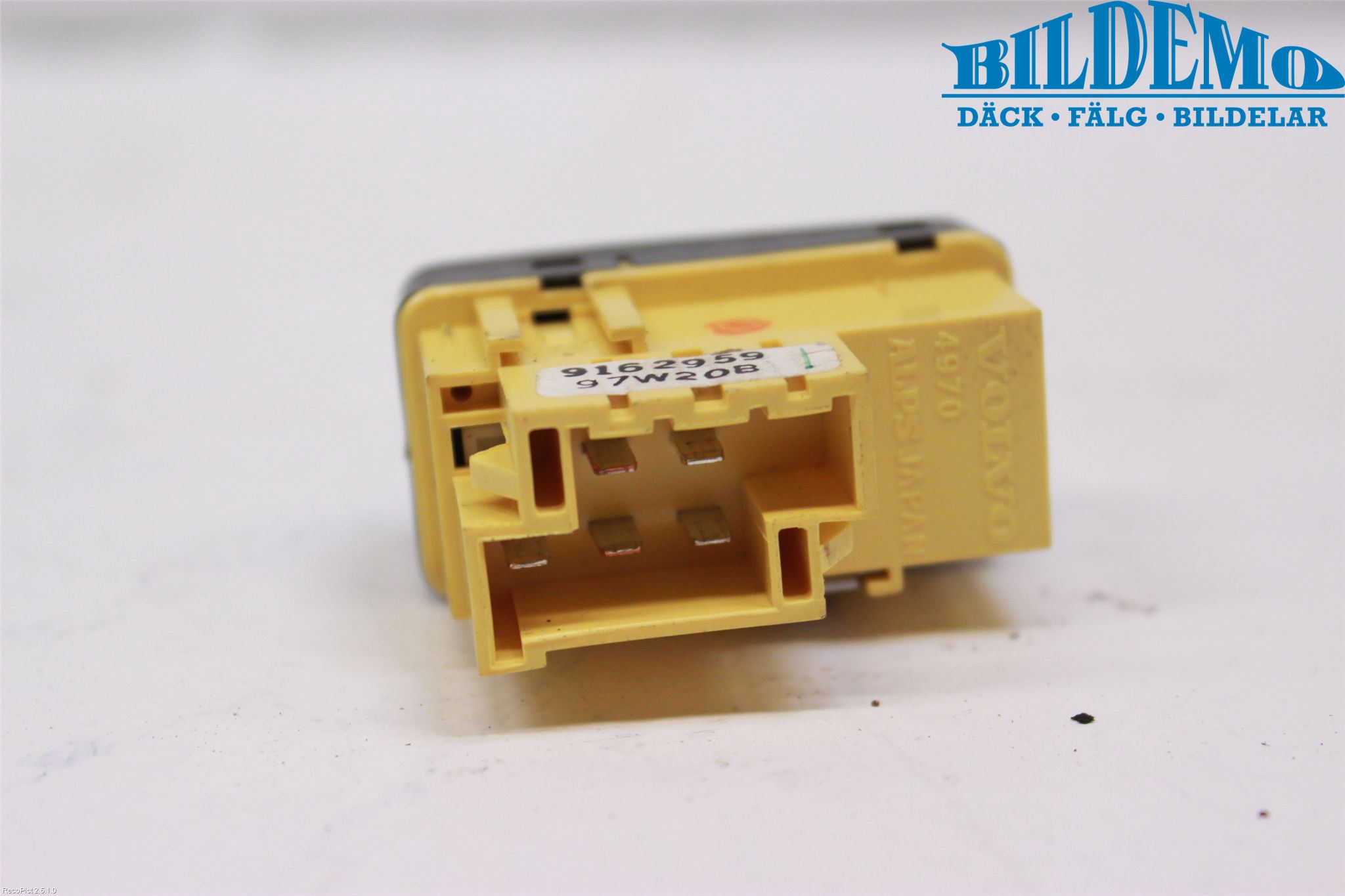 Volvo S70/V70/XC  97-00 Strömställare Färddator