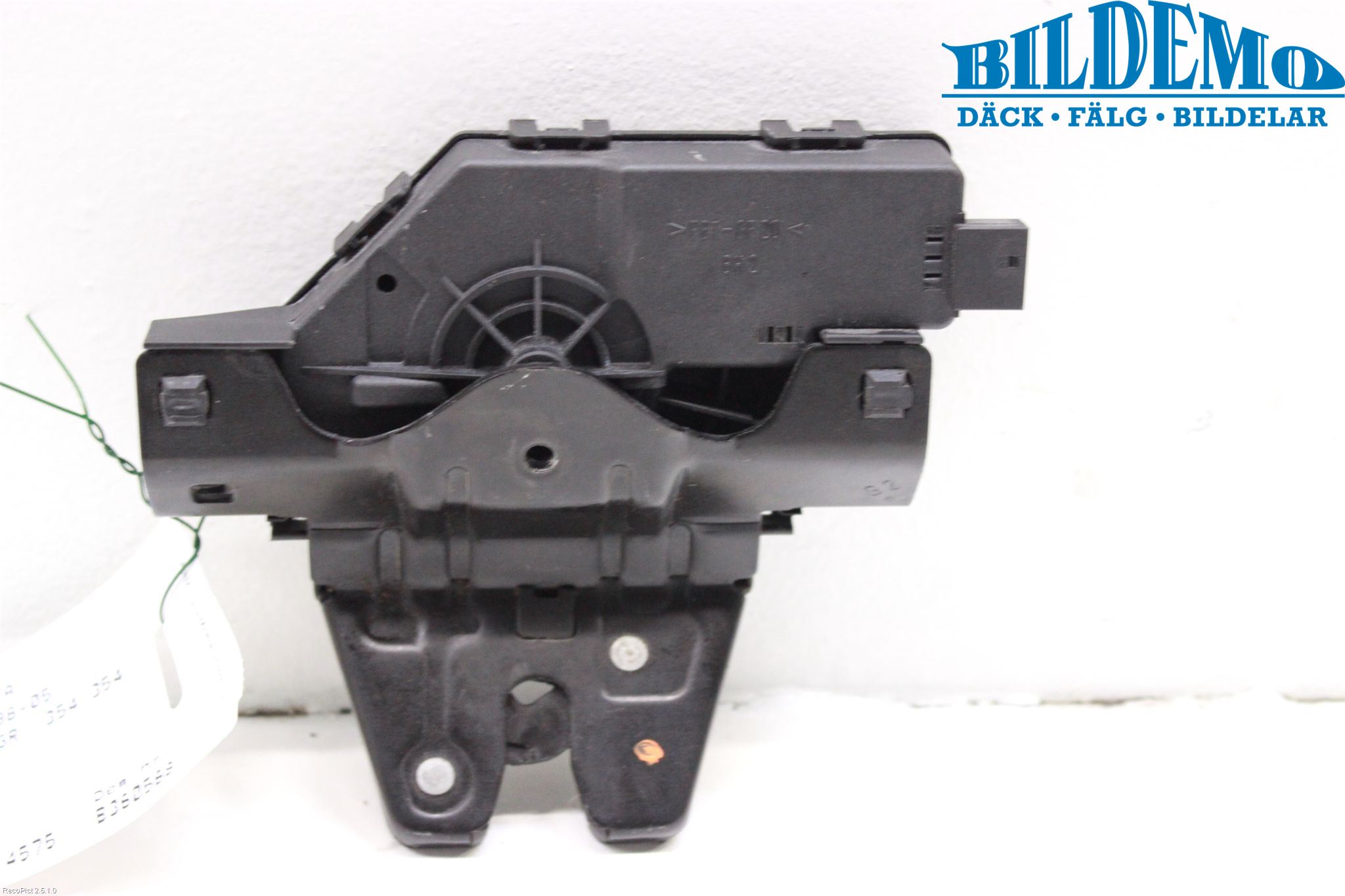 BMW 3 E46      98-05 Låskista Baklucka