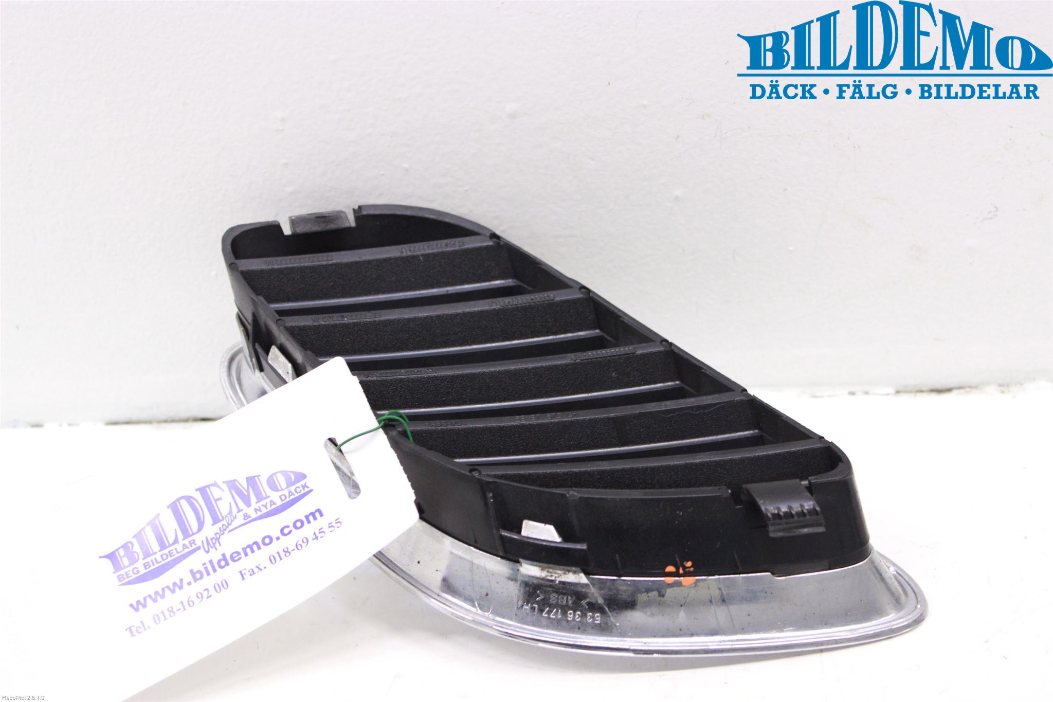 Saab 9-5 -05 Grilldel Vänster