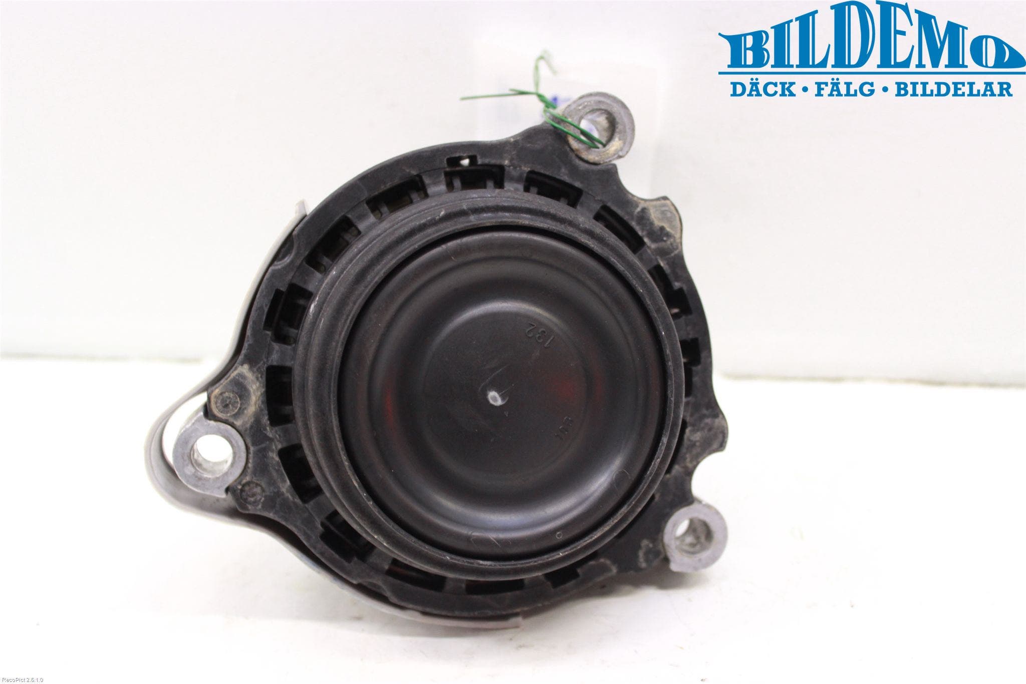 BMW 1 F20/F21 11-19 Motorfäste