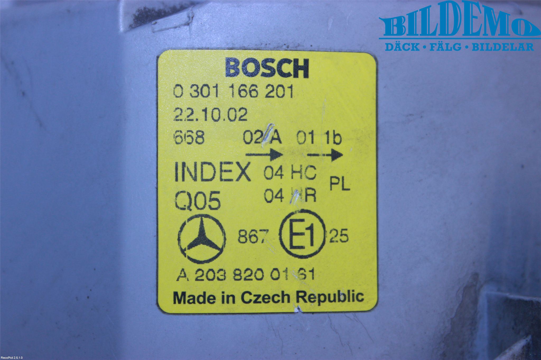 Mercedes-Benz MB C (203) 00-07 Strålkastare Vänster