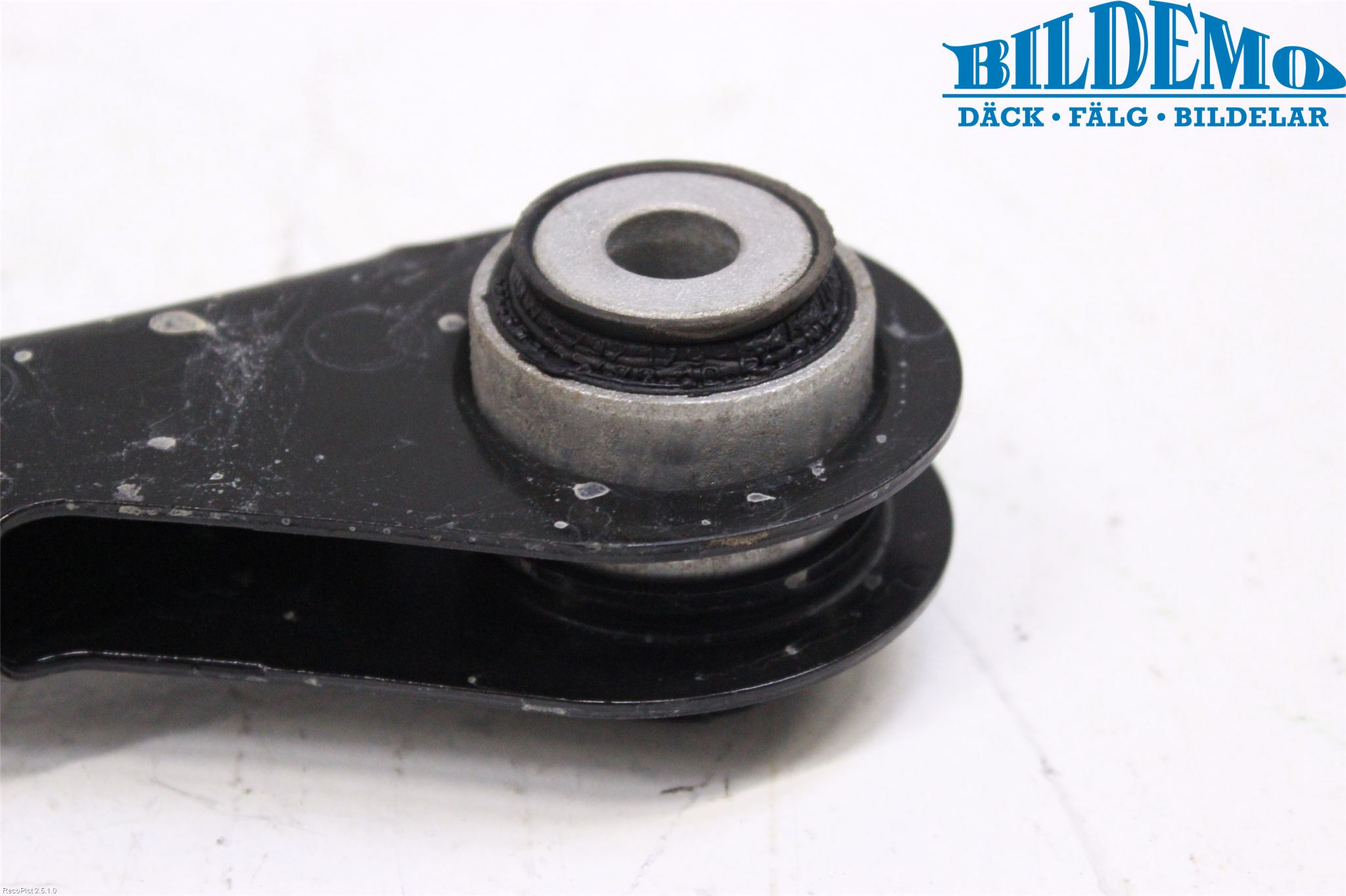 BMW 3 F30/F31/F80 12-19 Bärarm Bak Höger