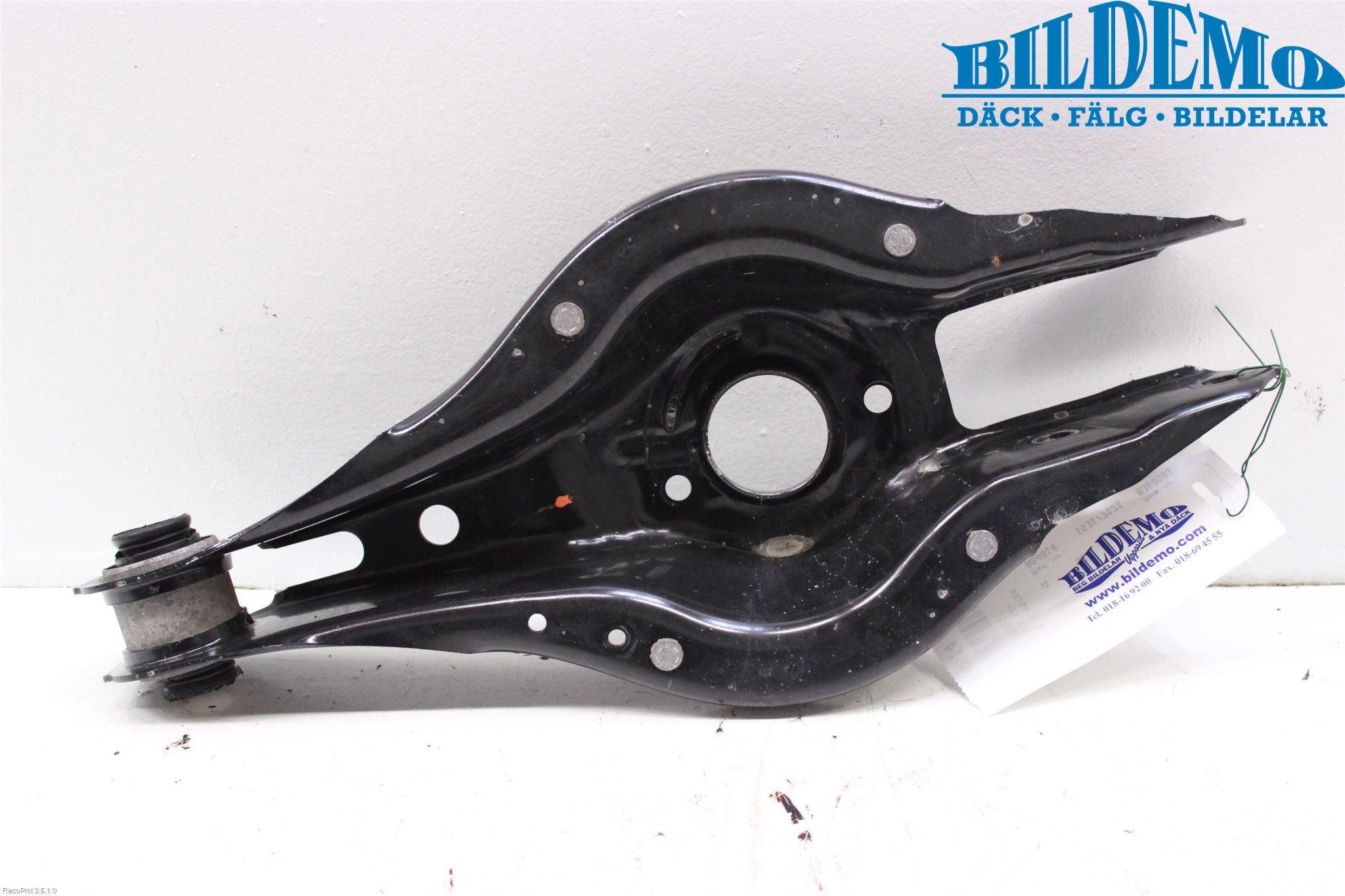 BMW 3 F30/F31/F80 12-19 Bärarm Bak Vänster
