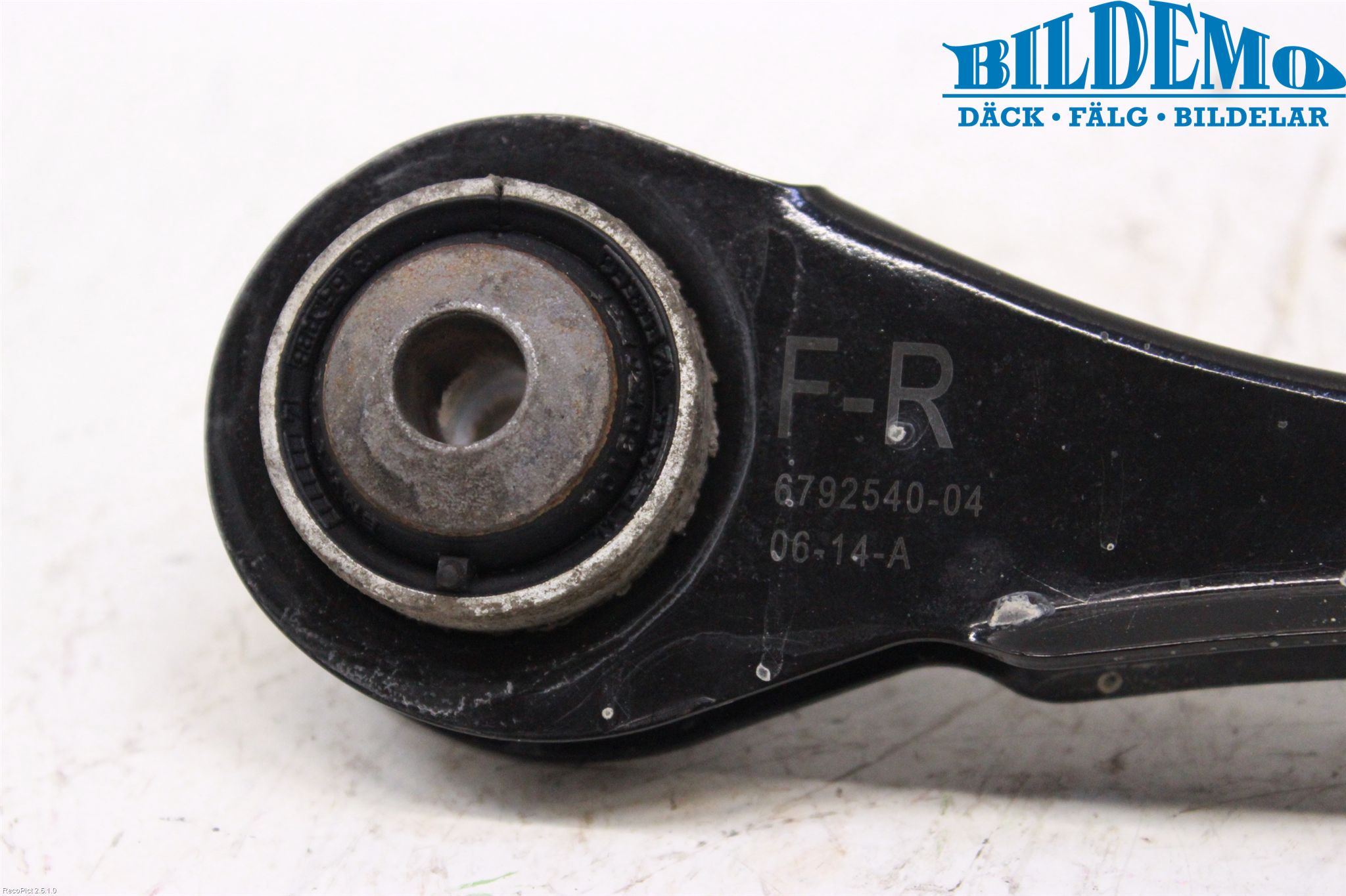 BMW 3 F30/F31/F80 12-19 Bärarm Bak Övre Höger