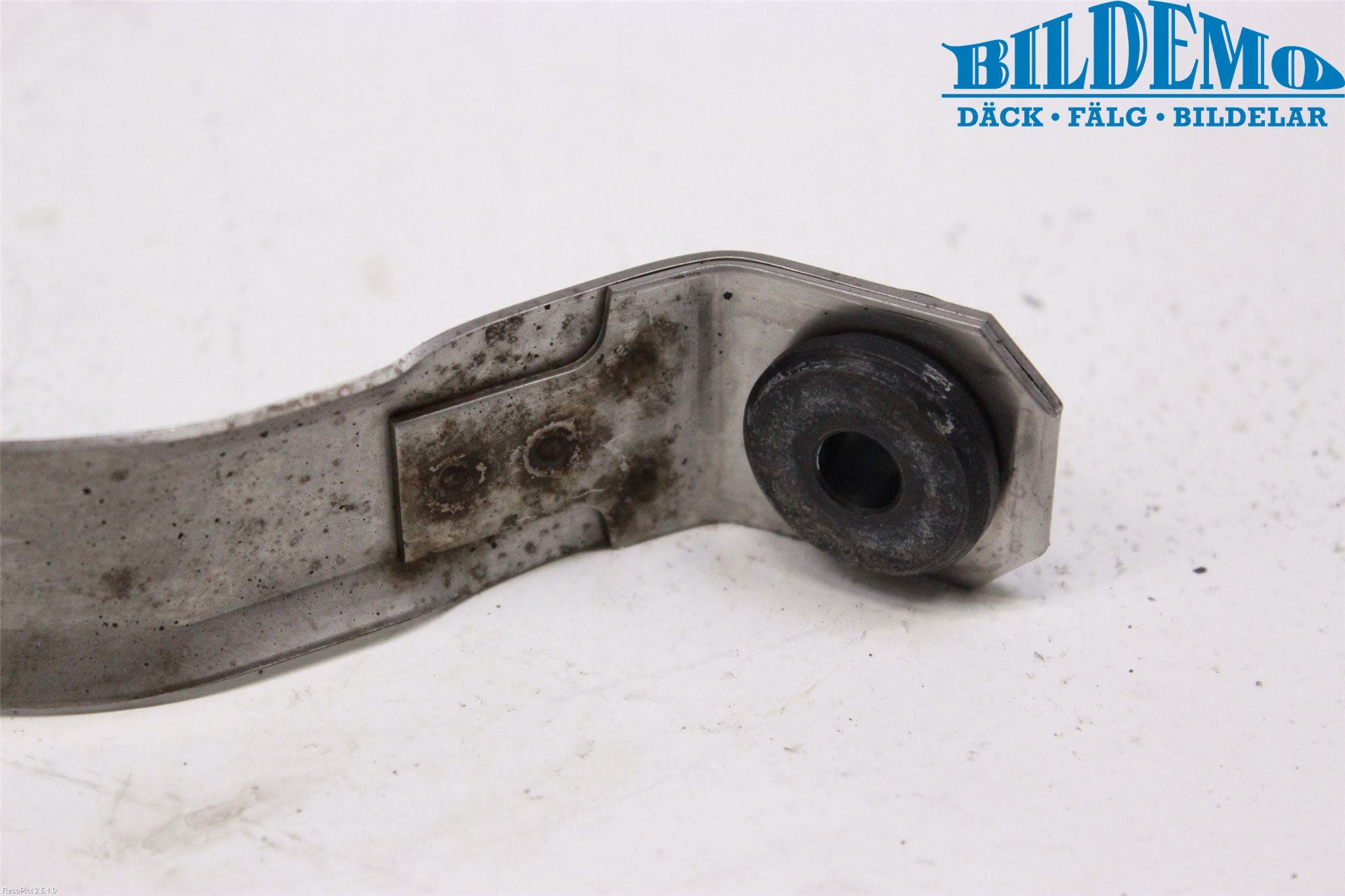 BMW 5 F10/F11/F18 09-17 Bränsletanksband