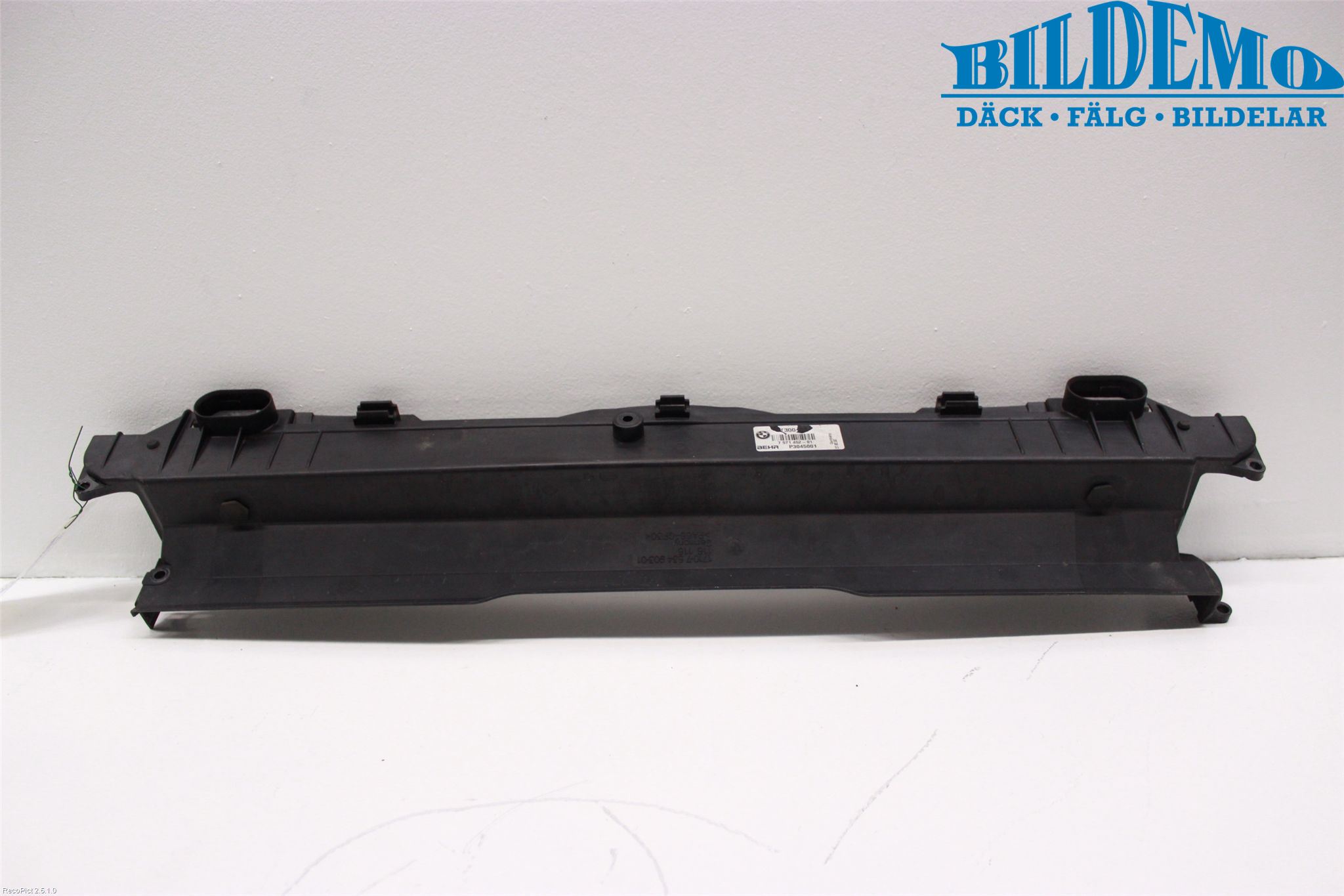 BMW 5 E60/61 Sed/Tou 02-10 Kylarfäste-Ram-Balk